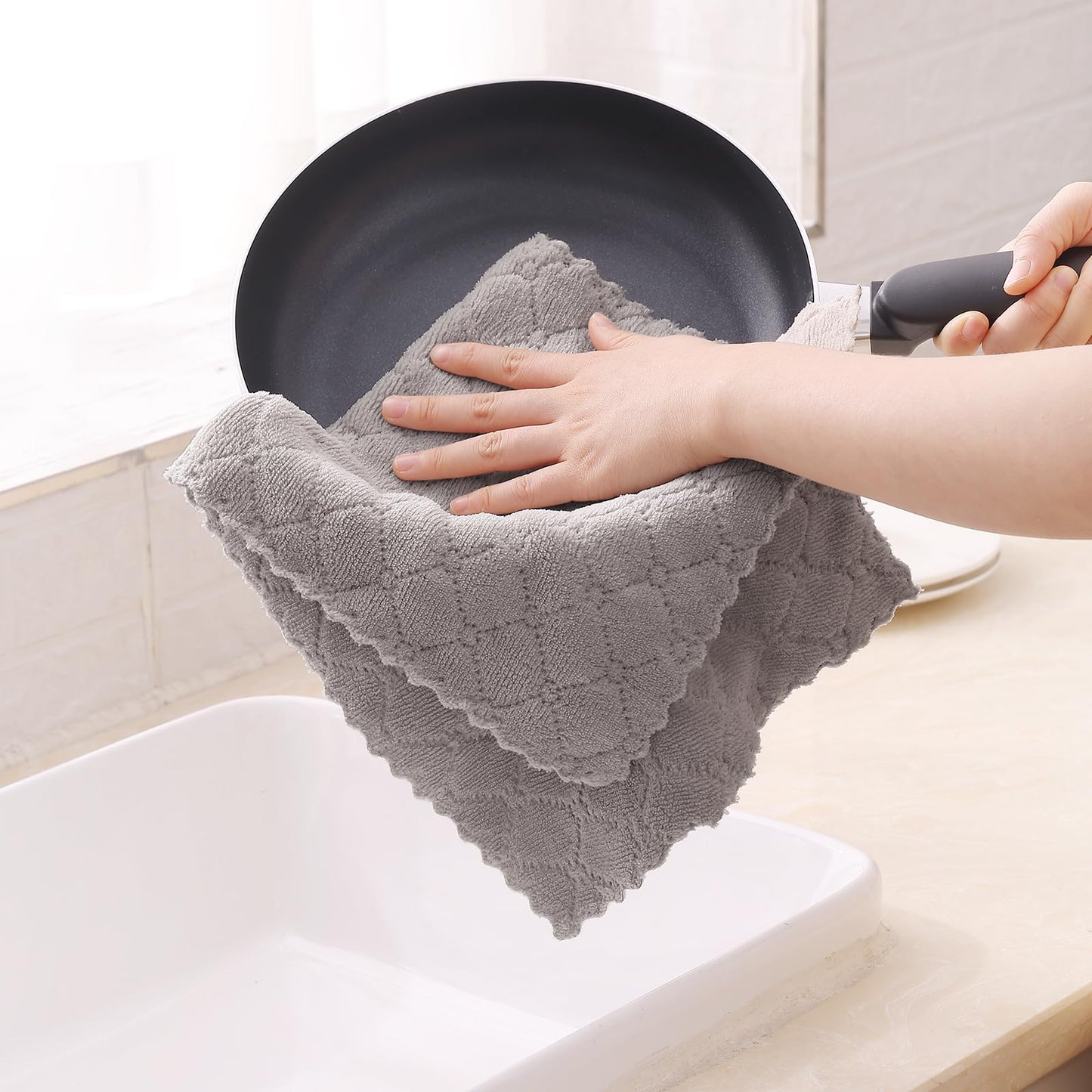 Homaxy 12 Pack Dish Towels for Kitchen (10 x 20 Inches, Grey), Super Soft and Absorbent Coral Velvet Dish Cloths for Washing Dishes, Nonstick Oil Fast Drying Microfiber Cleaning Cloth