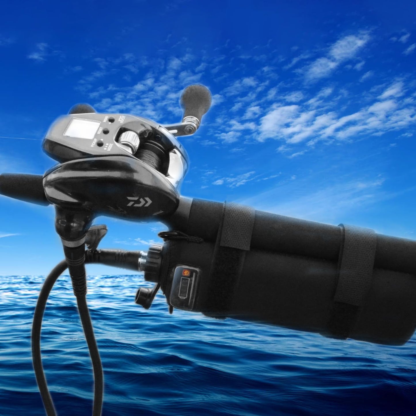 MAG CRUISE 10Ah Sea Fishing Reel Battery and Accessories for Daiwa Tanacom Seaborg Leobritz Shimano Electric Fishing Reel Battery (Free 2m Power Cord) (Silver)