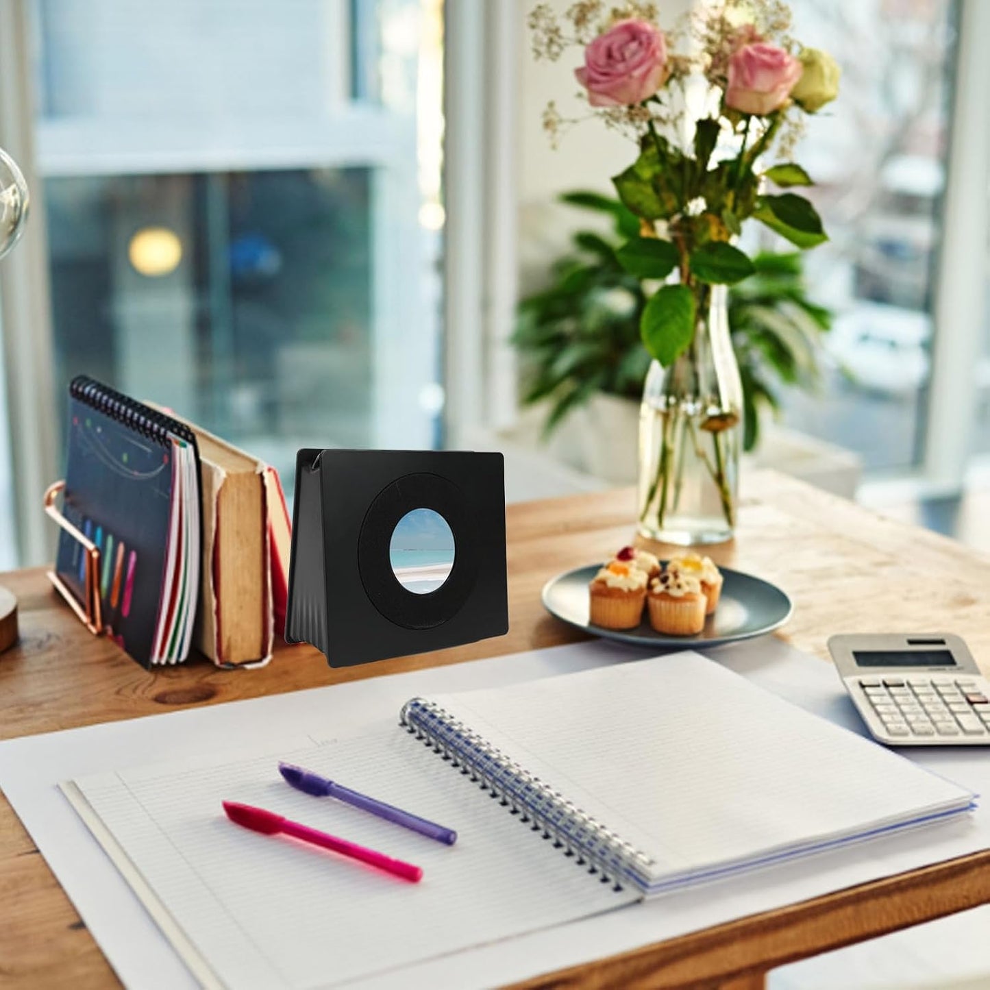 XUMIUZIY 4 1 2.16in Bluetooth Speaker with Dynamic Lyrics Display, in Portable Speaker with Round Screen, Digital Photo