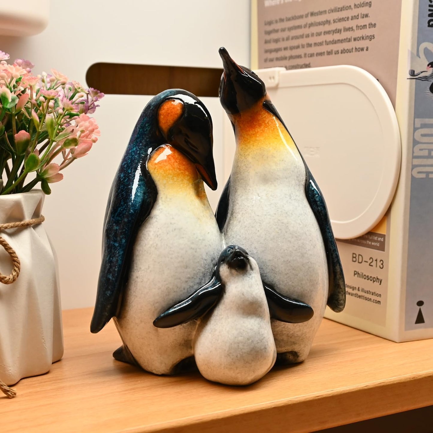 Skiennix Cute Penguin Family Statues - Charming Home Decor for Bedroom, Living Room & Office | Unique Gifts for Mom & Grandma