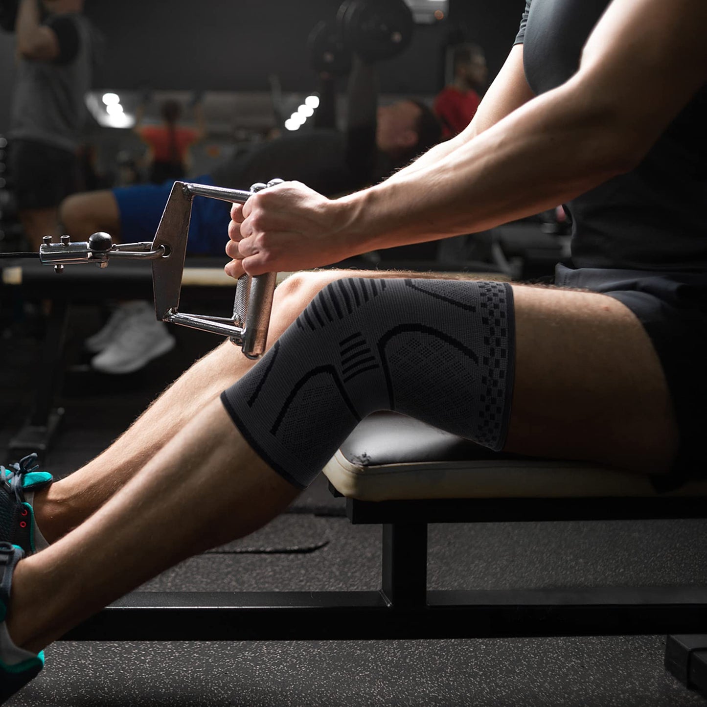 Double Couple 2 Pack Copper Knee Brace Knee Compression Sleeve Support for Men Women Knee Pain Working Out Running Sport Arthritis(Black&Dark Grey,Medium)