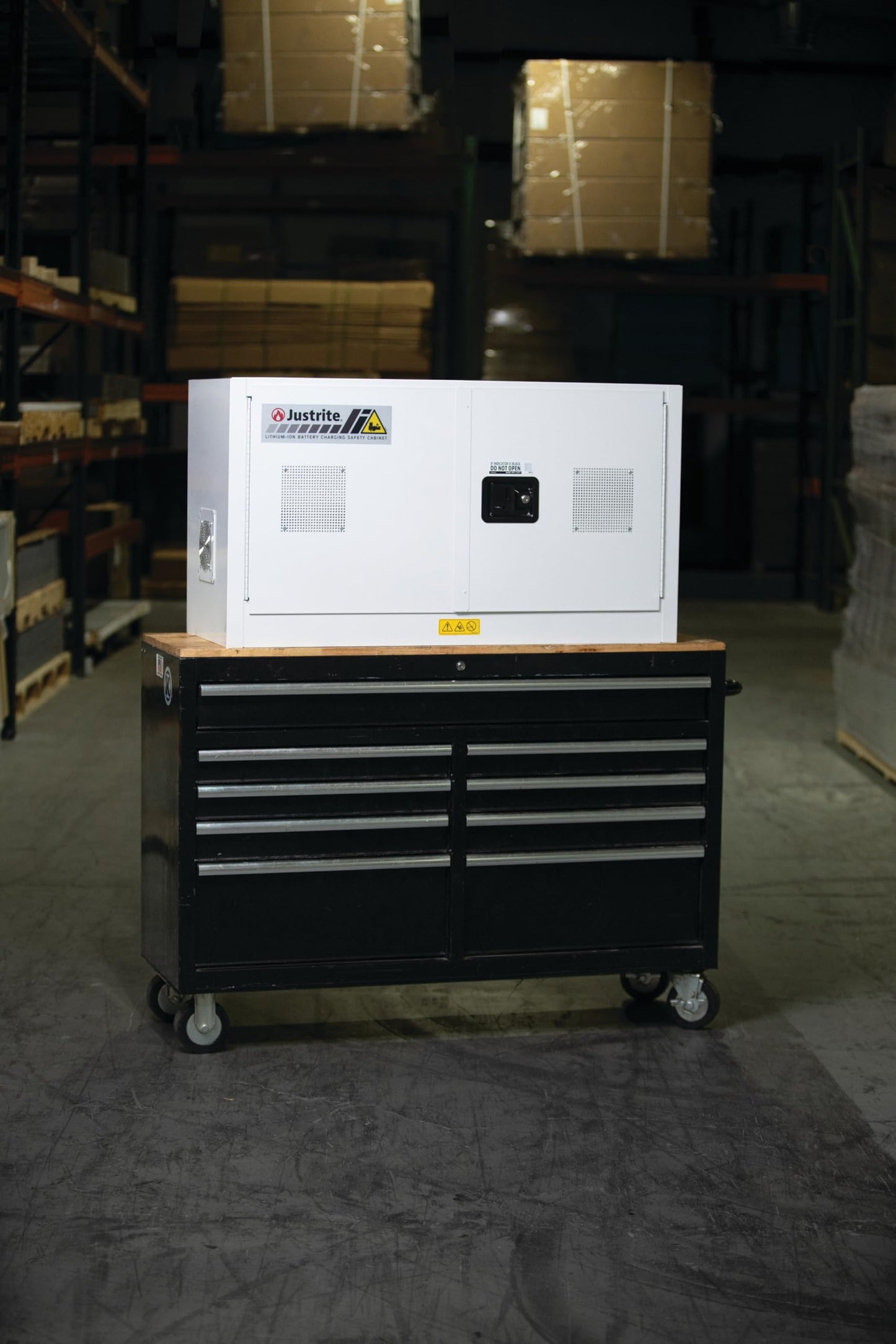 Justrite Lithium Ion Battery Storage Charging Cabinet, 24"x43"x18", 8 Receptacle Charger, 2 Door Manual Close Tool Battery Storage Container, Made in The USA, Gray, 231703