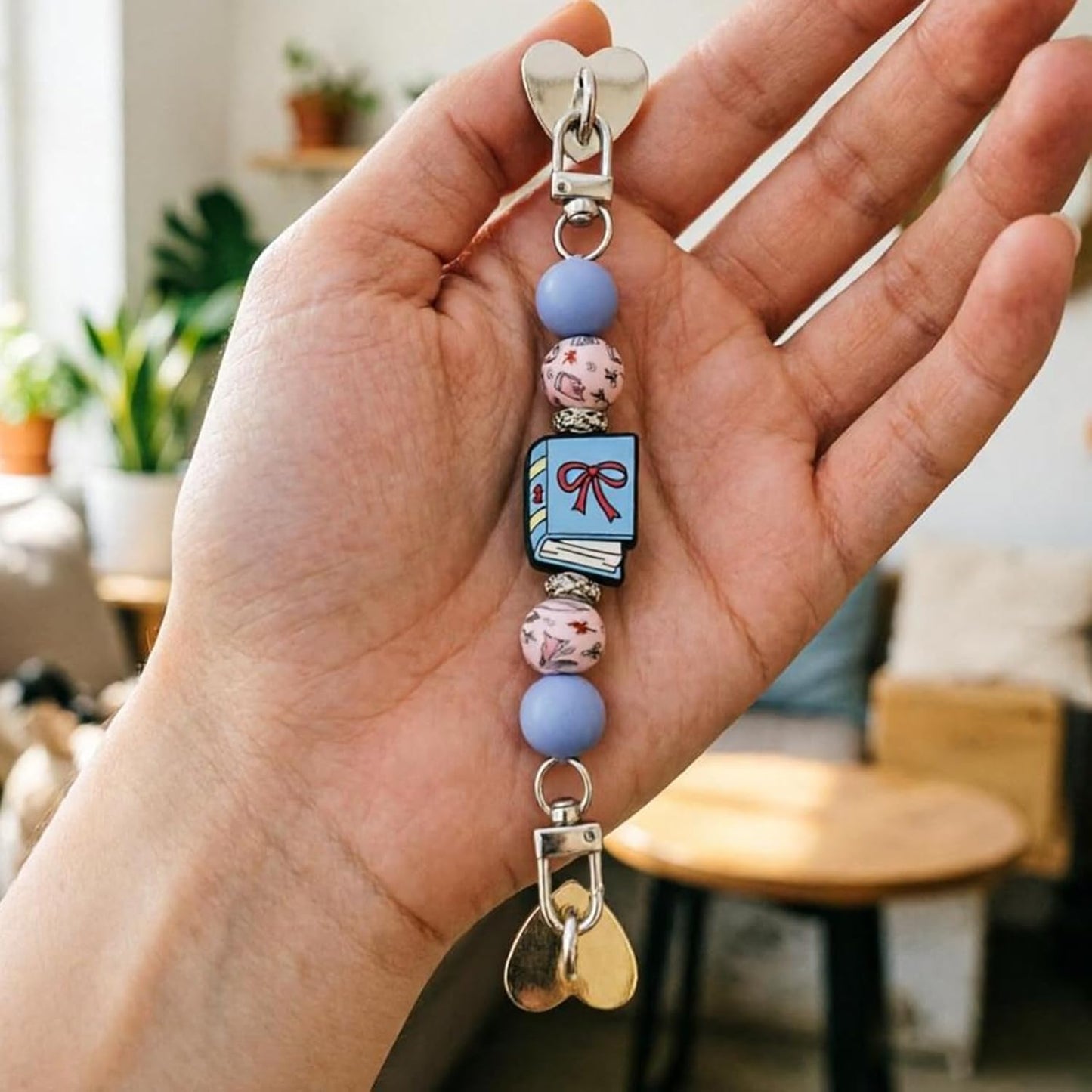Cluksik Strap for E-book Reader, Cute Beaded Decorative E-book Reader Hand Strap Chain with Heart Clips, Blue Book