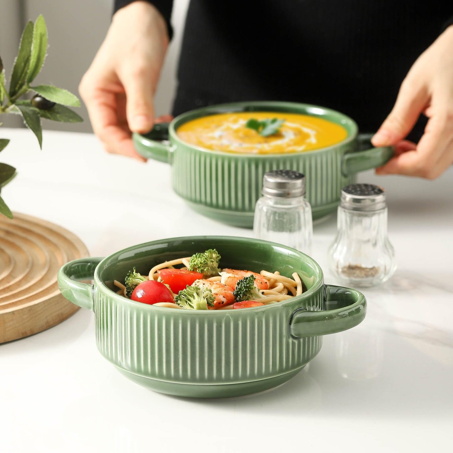 Howise Soup Bowls with Handles, 23 oz French Onion Soup Crocks, Stackable Soup Bowl Oven Safe for Chili, Beef Stew, Embossment Ceramic Bowl Set - 5.4 Inch, Set of 4 (Green)