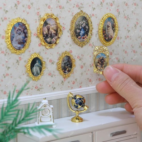 iLAND 1/12 Scale Dollhouse Accessories - 7 Miniature Frames with 14 Pictures Set | Classic Golden Decor