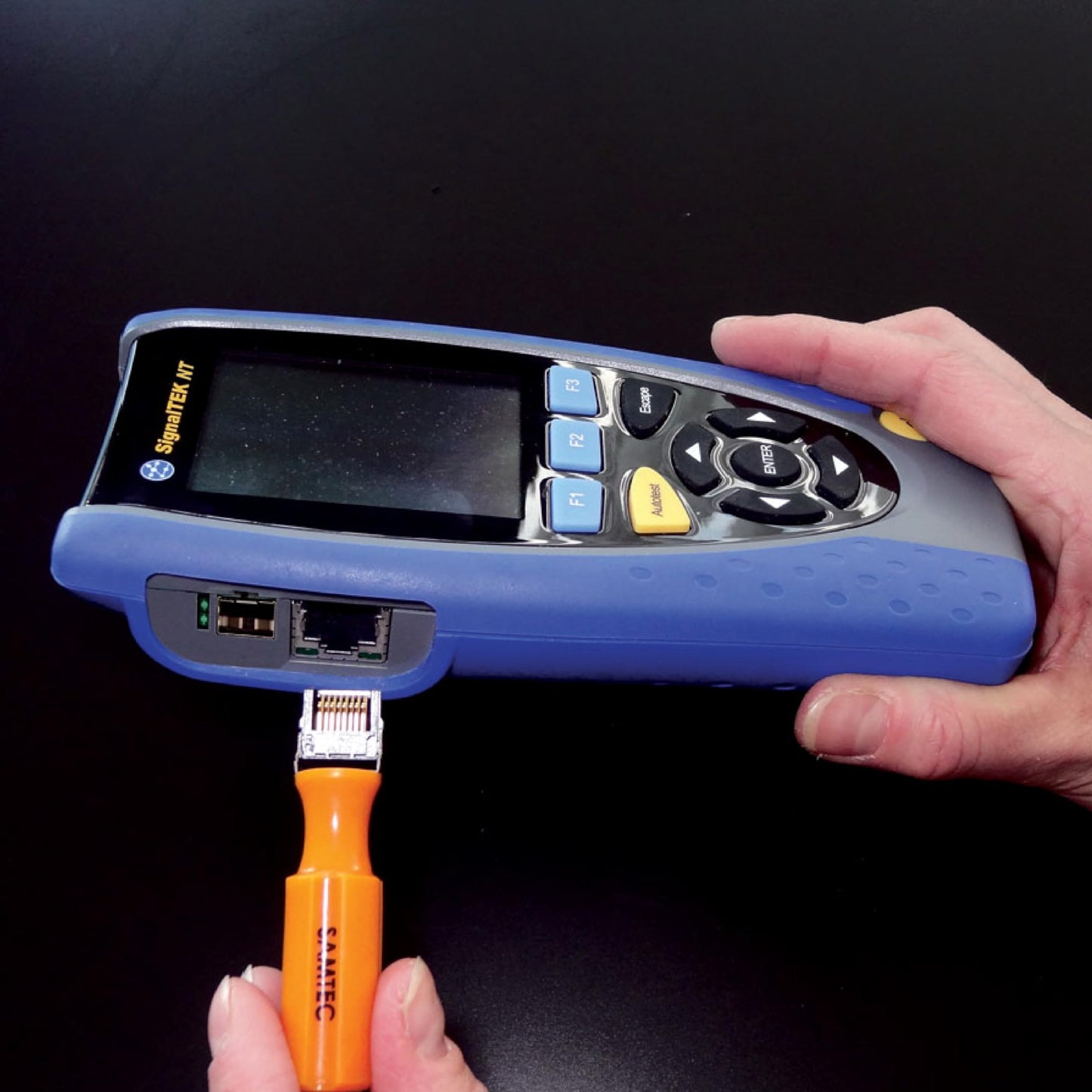 TREND Networks | R156005 | SignalTEK NT | Touchscreen Copper & Fiber Network Transmission & Bandwidth Tester Kit | Troubleshoot Data Cabling & Ethernet Network Issues