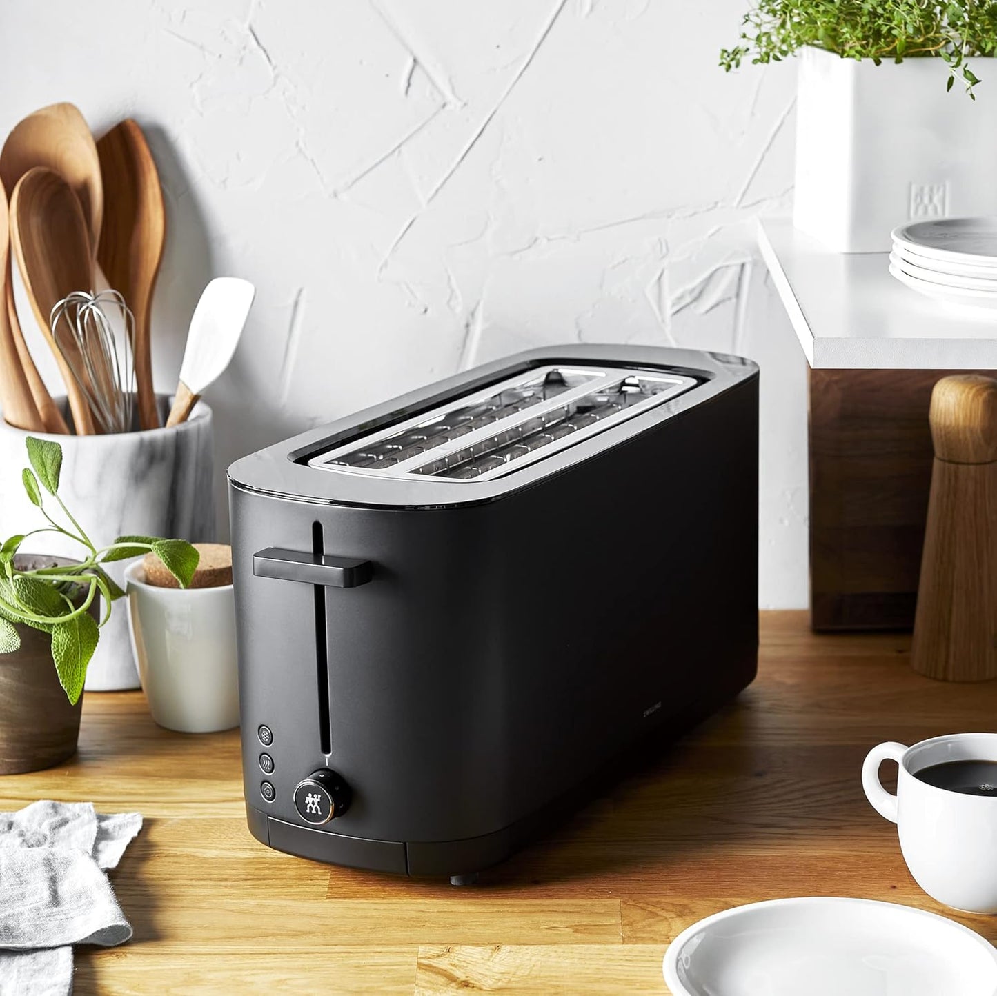 ZWILLING Enfinigy 4-Slice Long Slot Toaster - Extra Wide 1.5" Slots for Bagels & Toast | Sleek Black Design