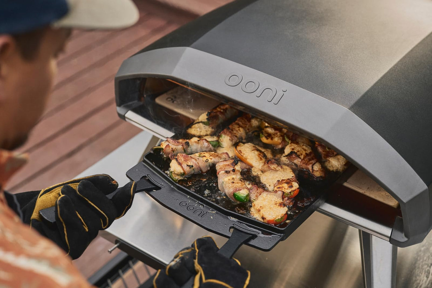 Ooni Koda 2 Pro Gas Pizza Oven – 18" Gas Powered Outdoor Oven with 28 mBar Regulator and Gas Hose, Gas powered Portable Pizza Oven - Black