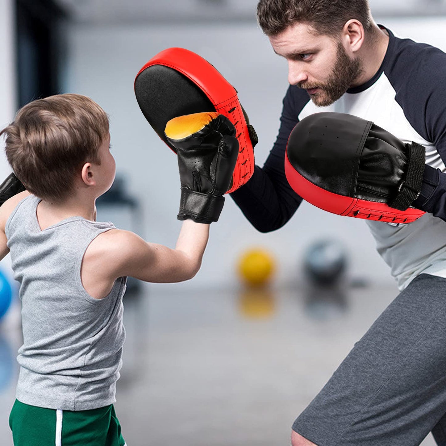 Odoland 2-in-1 Punching Mitts Kick Pack Set, Boxing Mitts Focus Pads, Taewondo Kick Pad, Great for Boxing, Kickboxing, Karate, Muay Thai, MMA Training, Black/Red