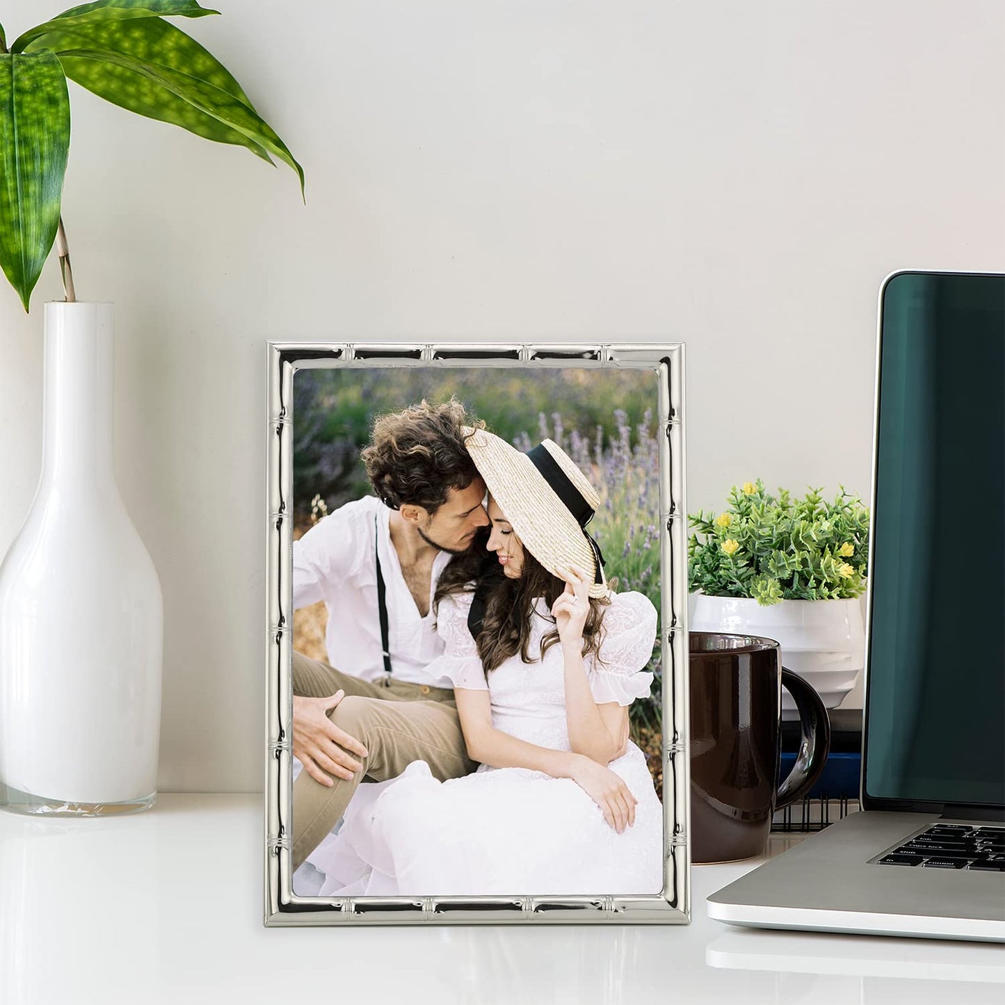YiPinYin 4x6'' Bamboo Detail Designs Silver Metal Picture Frame 2pack, Elegant Silver Plated Baby Nurse Photo Frames 4x6'' With Soft Touch Velvet Backing for Desktop and Wall Décor