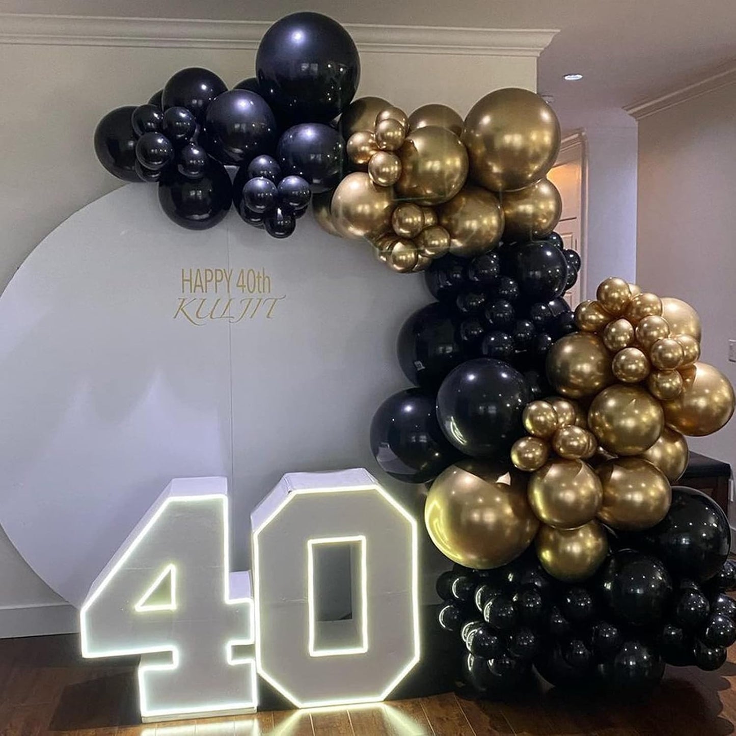Skiennix 18-Inch Black Latex Balloons - 20 Pack of Thick, Large Round Helium Balloons for Parties & Events
