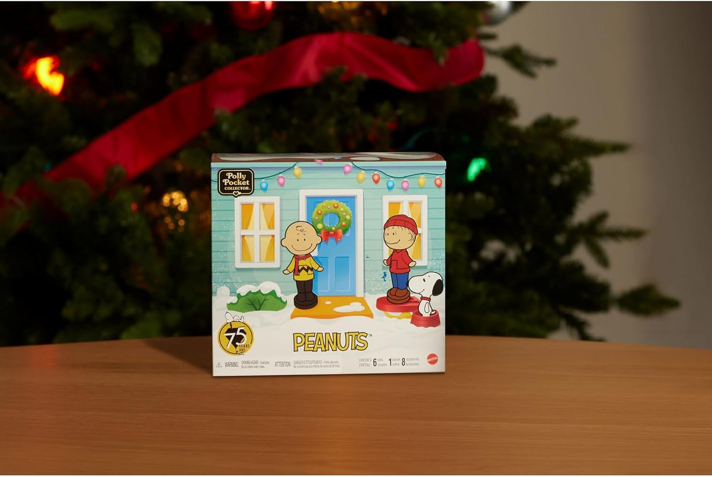 Polly Pocket | Peanuts Collector Compact Playset with 7 Themed Accessories & 4 Iconic Locations
