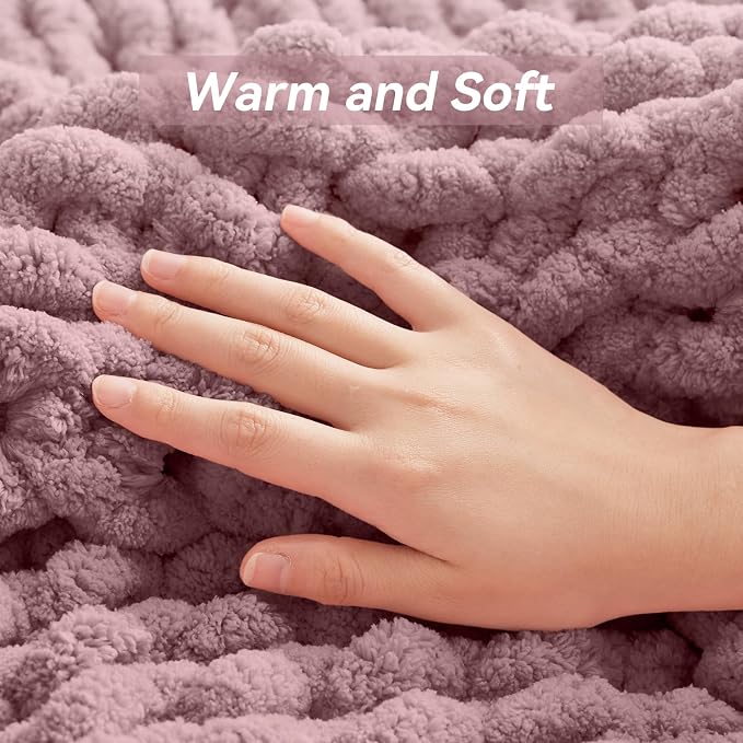 Negwoo Chunky Knit Throw Blanket, 40''*50'' Knitted Throw Chenille Yarn for Bed Couch, Handmade Muted Pink Crochet Big Thick Blanket, Machine Washable Cute Comfy Blanket for Home Decor