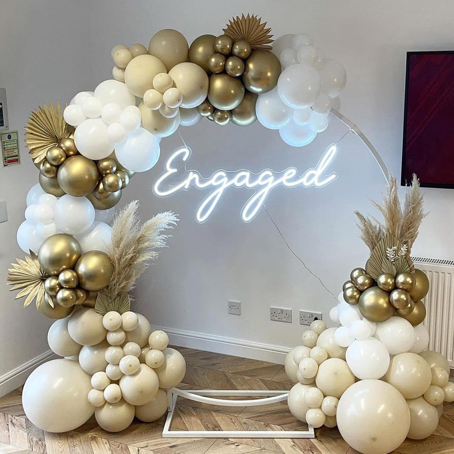 PartyWoo Pearl Beige Balloons - 50pcs 12 Inch Off White Latex Balloons for Weddings & Celebrations