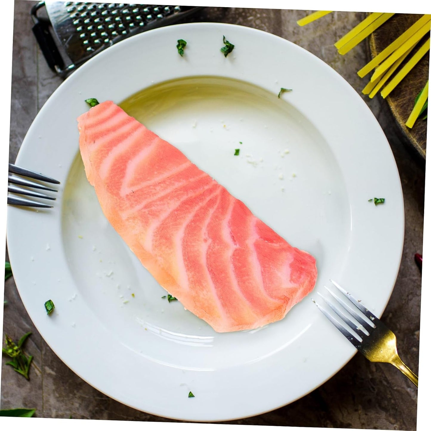 GARIOUANS Fake Salmon Model Realistic PVC Salmon Food Prop for Photography Restaurant Decor and Sushi Plate Display