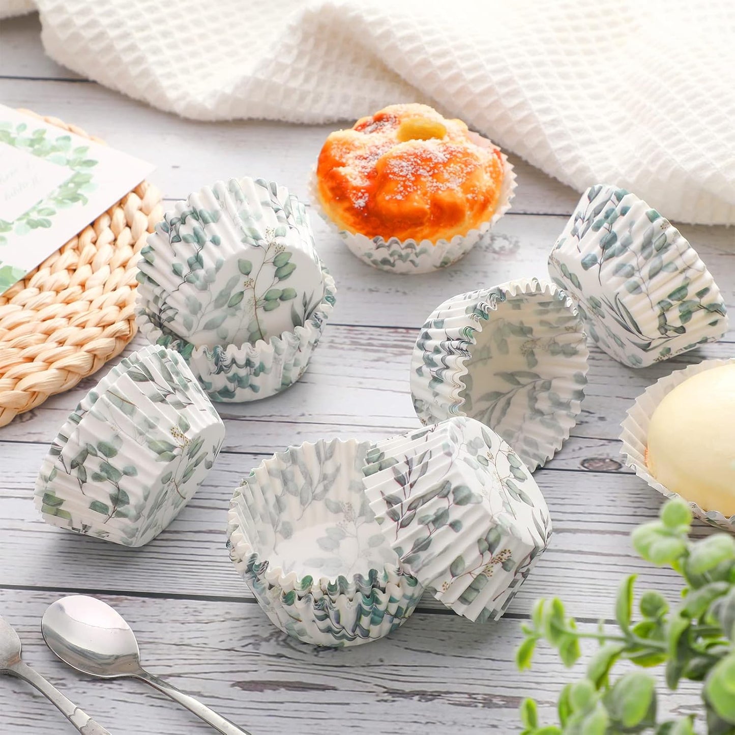 WILLBOND Greenery Cupcake Liners - 300 Count Baking Cups for Baby Showers & Birthday Parties