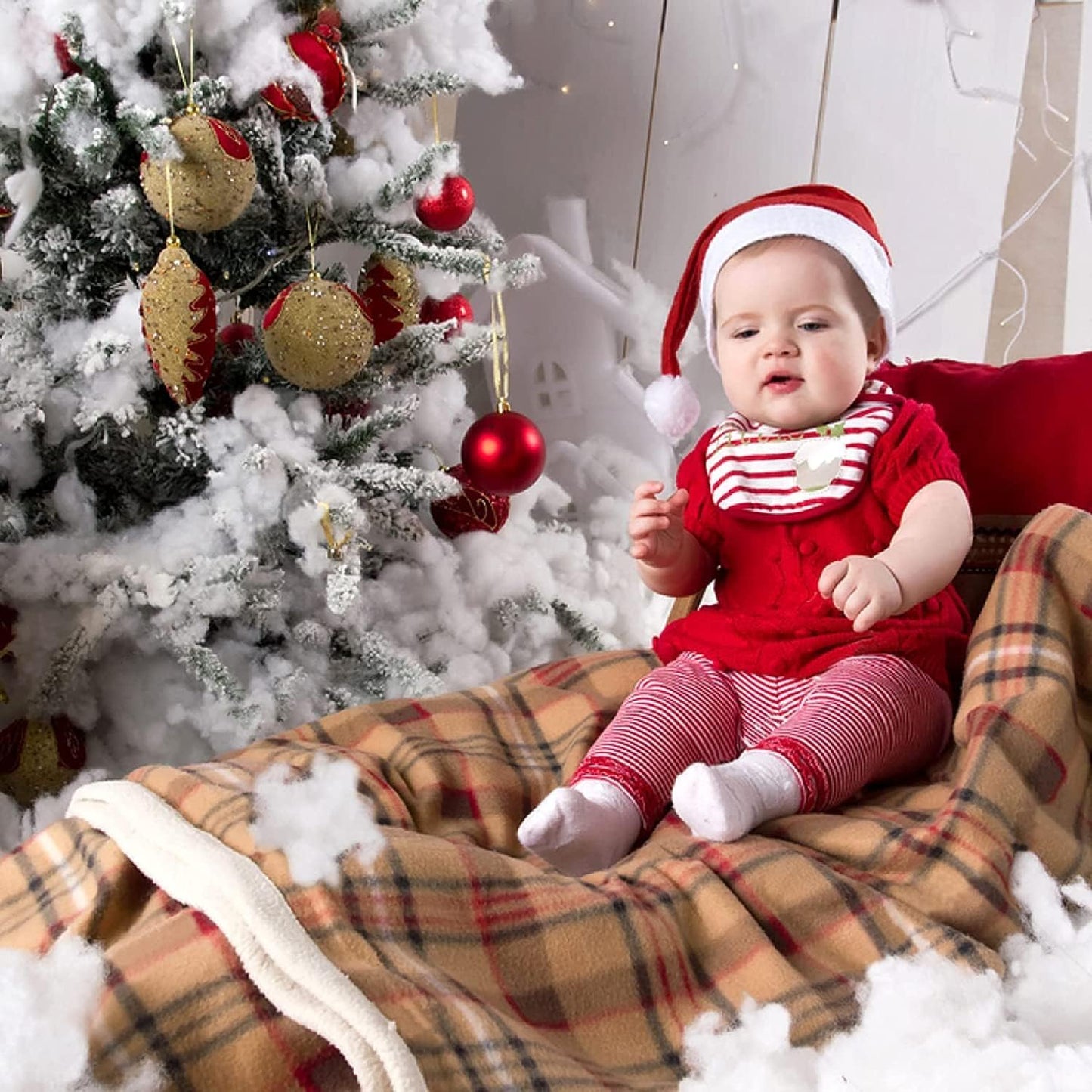 Skiennix Christmas Fake Snow Decor - Fluffy Fiber Artificial Snow Blankets for Indoor Winter Decoration