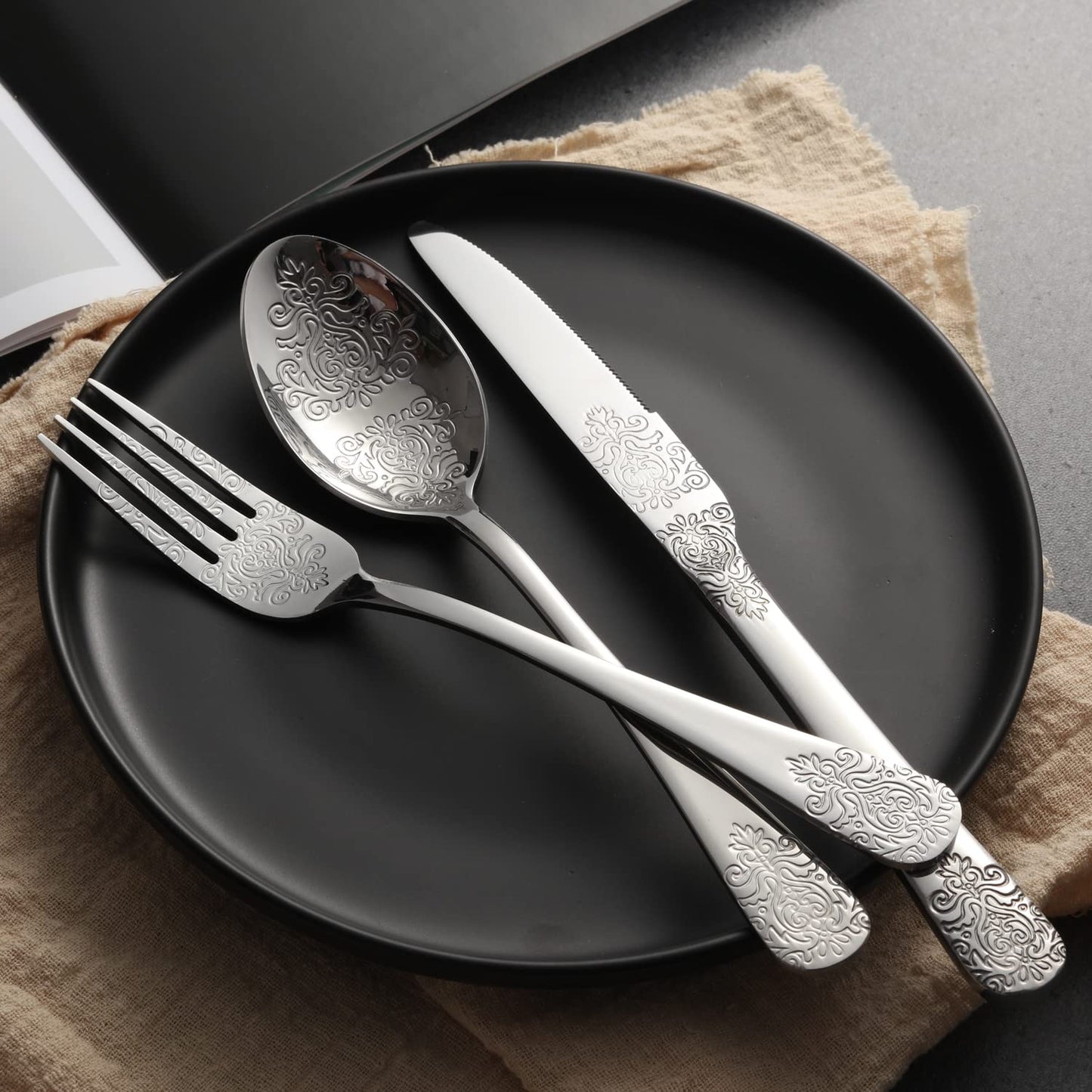 Silverware Set 40 Pieces Stainless Steel Flatware Cutlery Set Service for 8 Kitchen Utensil Tableware Sets Include Knives Forks Spoons for Kitchen Home Restaurant