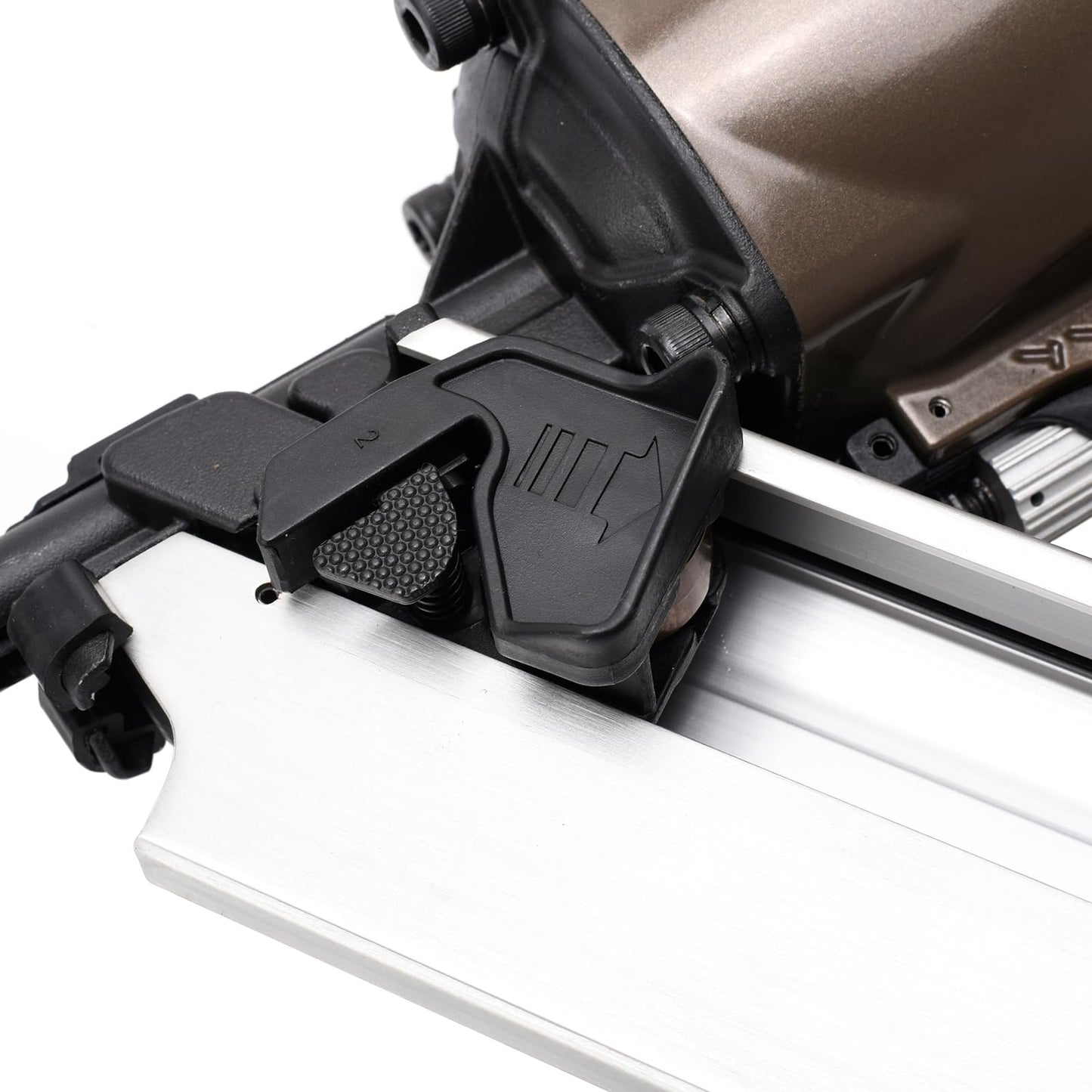 Carpenter Air Tools CHF9034 30-34 Degree Paper Collated Framing Nailer with 7 Year Warranty