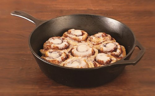 Lodge 5 Quart Pre-Seasoned Cast Iron Deep Skillet - Versatile Cooking for Oven, Stove & Grill - Black