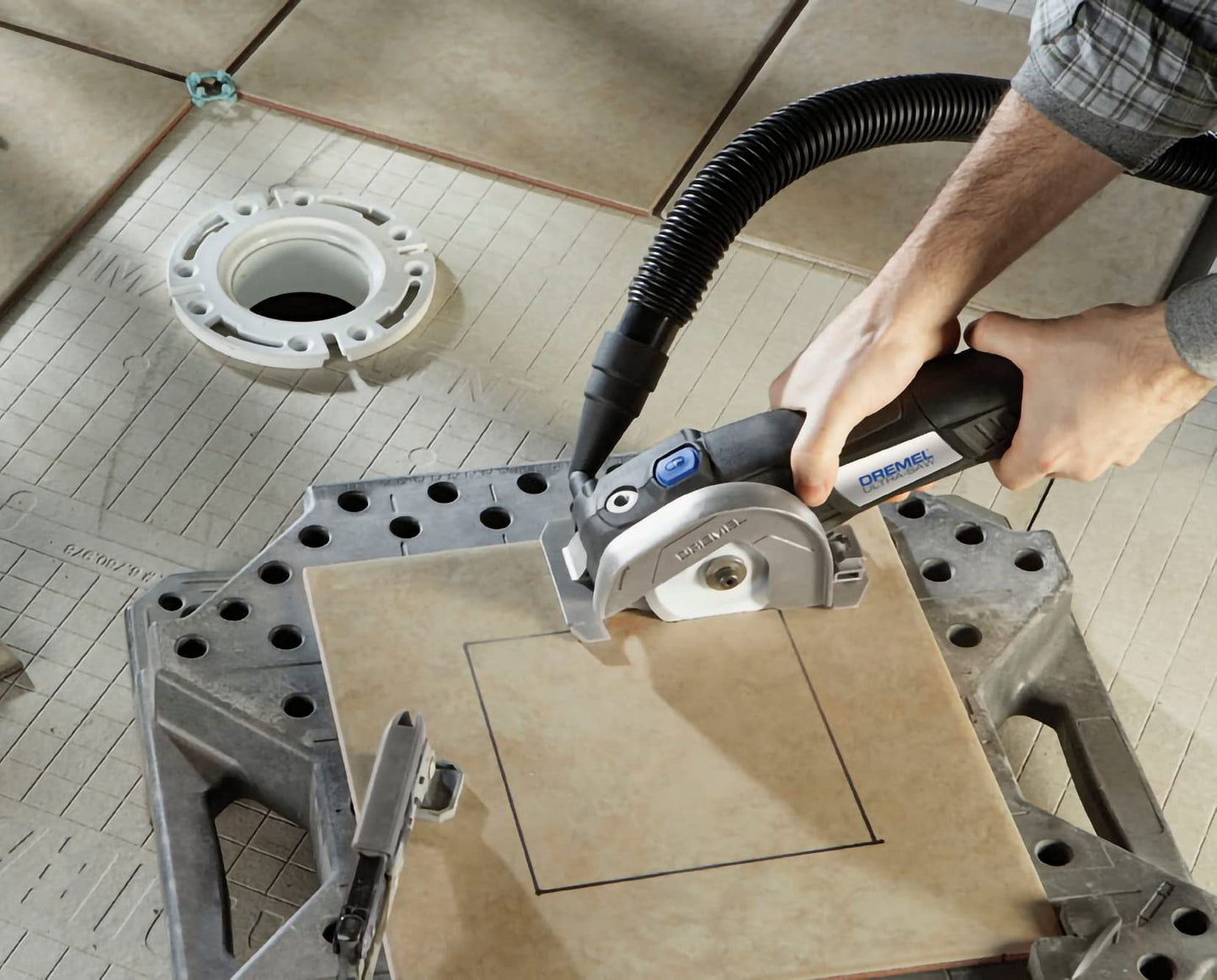 Dremel US40 Ultra-Saw Corded Compact Saw Tool Kit with 3 Cutting Wheels and Auxiliary Handle