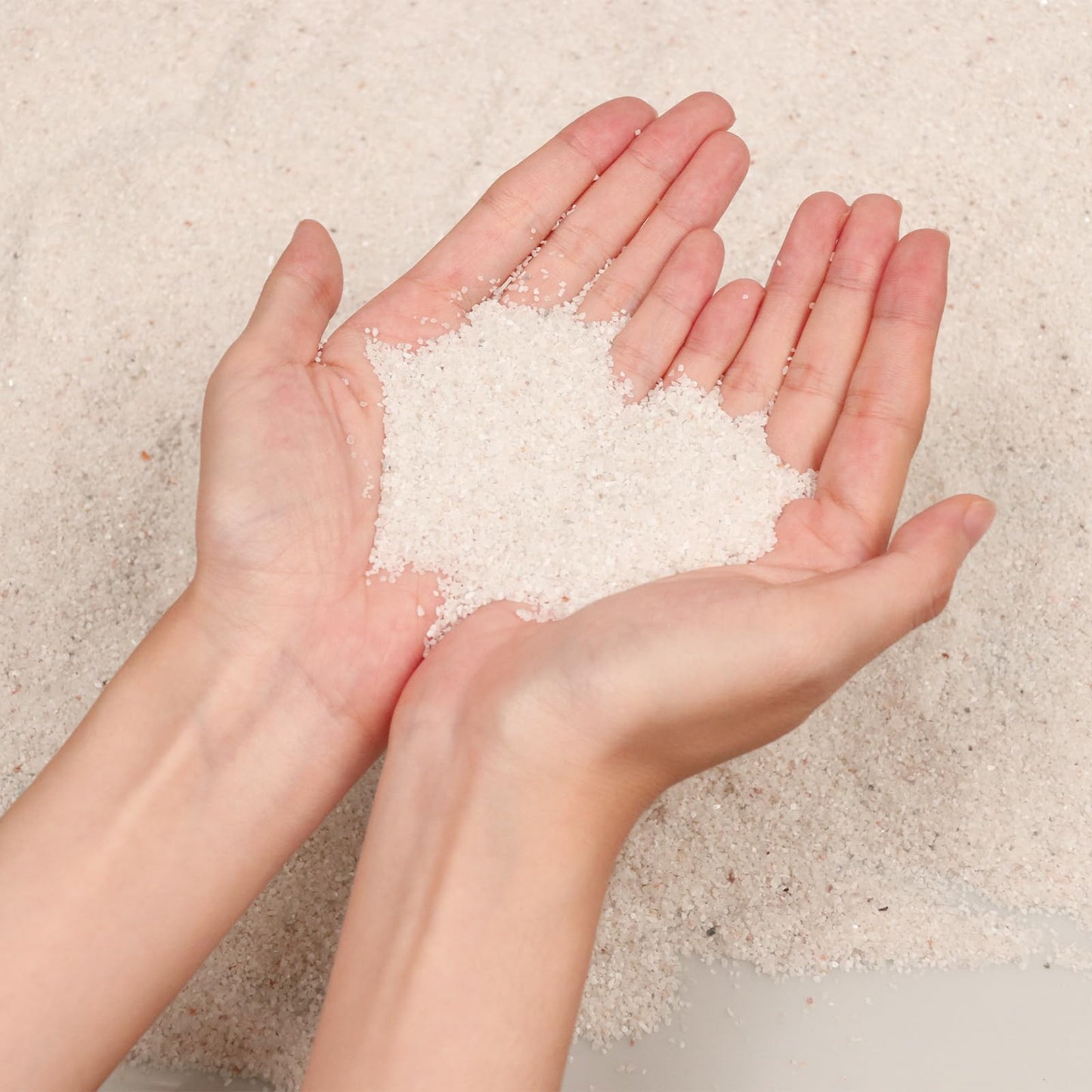 Ausluru Silica Gravel, Multi-Purpose Mini White Silica Sand for Fire Pits, Aquariums and Landscaping, 5LB