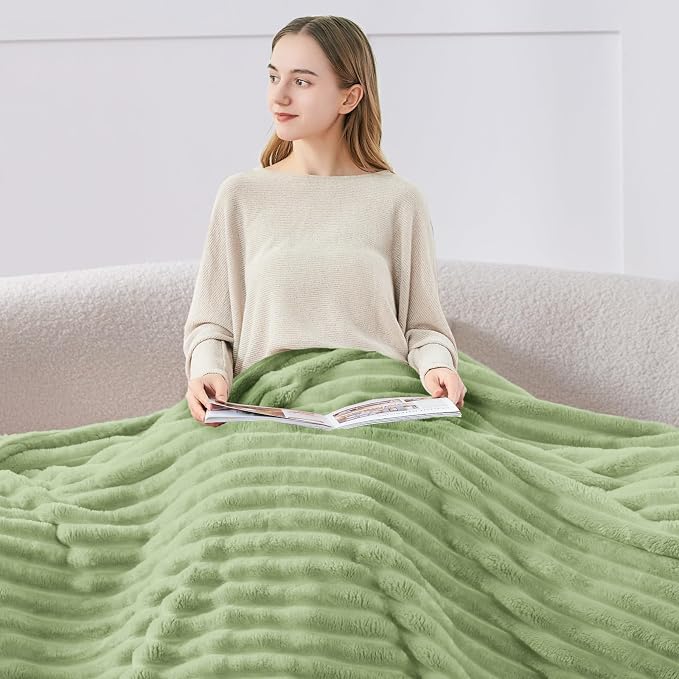 BEDELITE Fleece Throw Blanket for Couch - 300GSM Soft & Warm Fluffy Sage Green Blanket, Decorative and Giftable Striped Blankets for Women, Men, 50"x60"