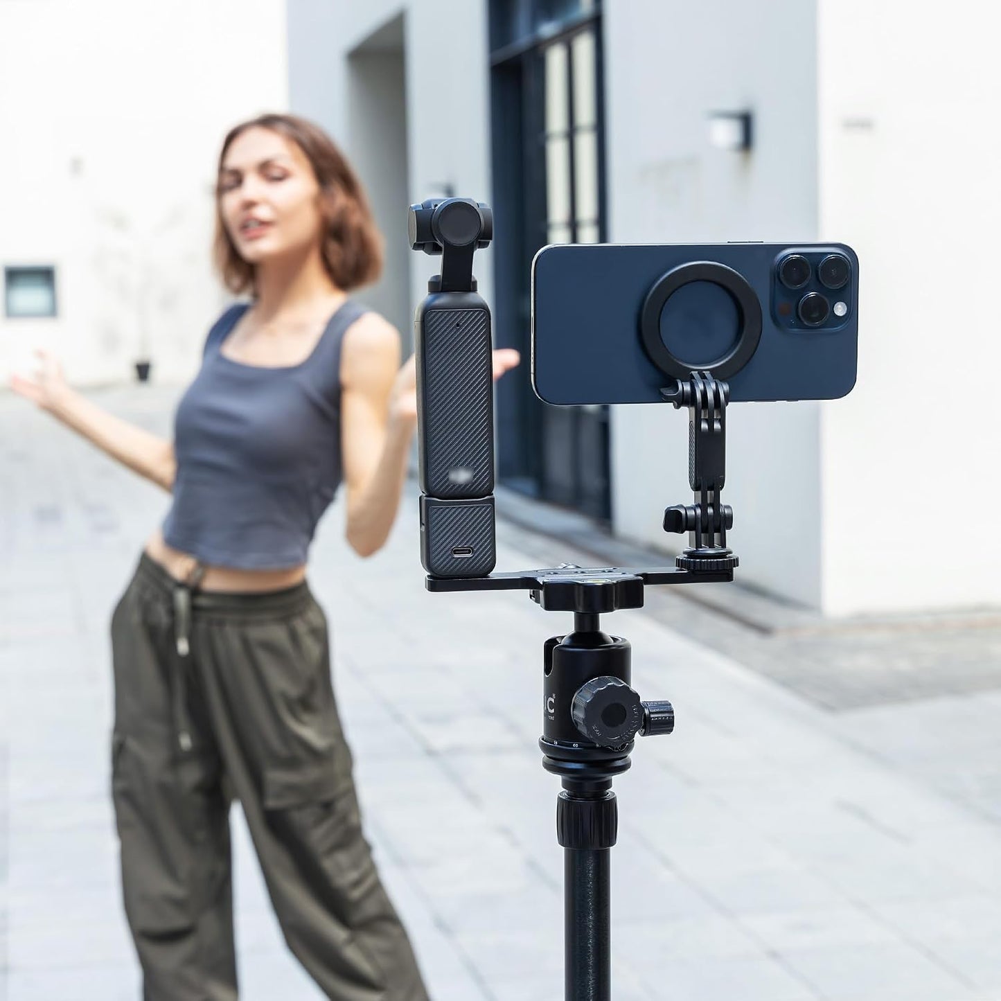 JJC 4 1/4" 20 Insta360 X5 X4 X3 4/3 Pocket Magnetic Phone Mount with Screw & Thread, Phone Holder for / Pocket / Xtra