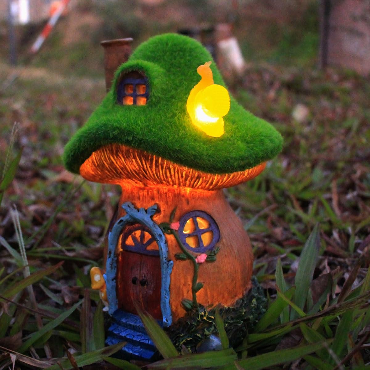 Skiennix Mushroom Garden Statues - Solar Powered Fairy House Figurine for Outdoor Decor | Perfect Gift for Women, Moms, and Grandmas