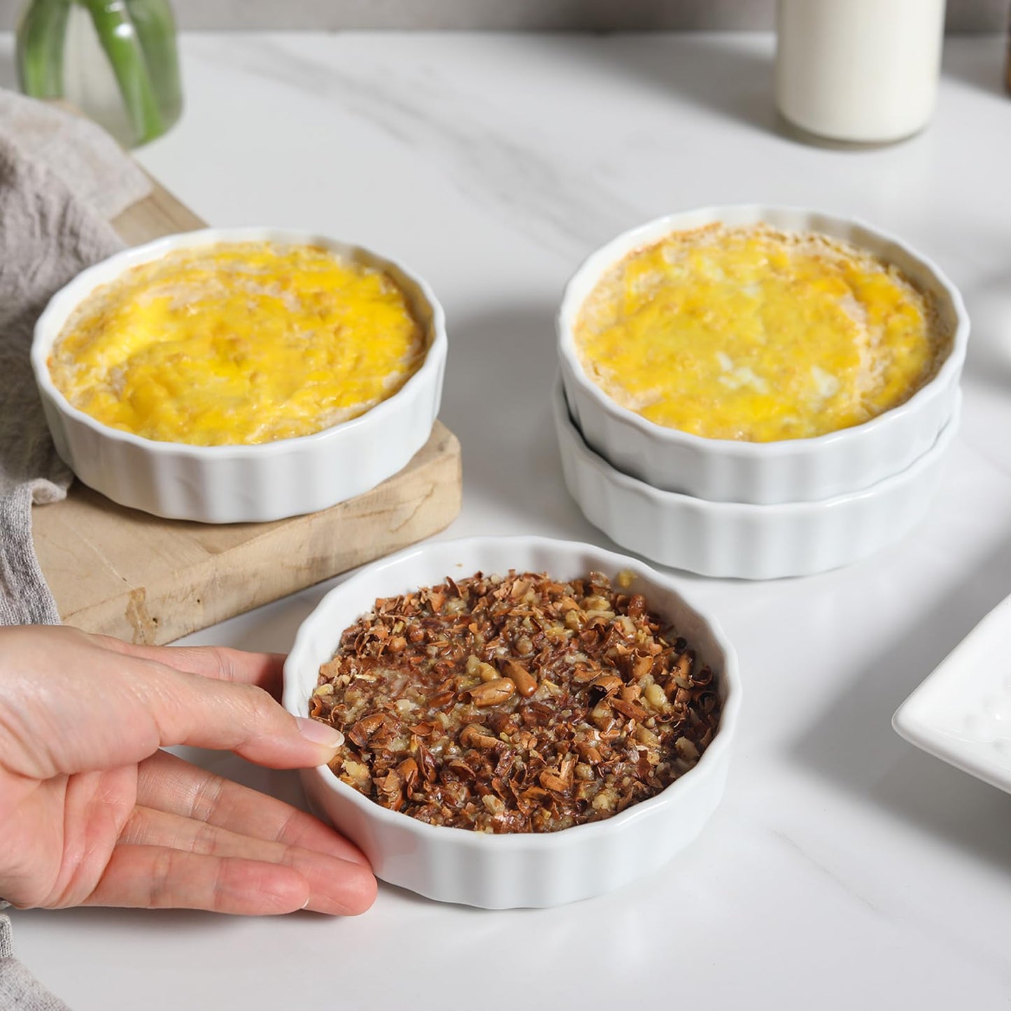 Feenmai 6oz Creme Brulee Ramekins Set of 4 - Ceramic Baking Dishes, Non-Stick Porcelain Pie Dish, Wave Round Baking Dish for Dessert, Pie, Tart, Souffles, Appetizers, Oven and Dishwasher Safe