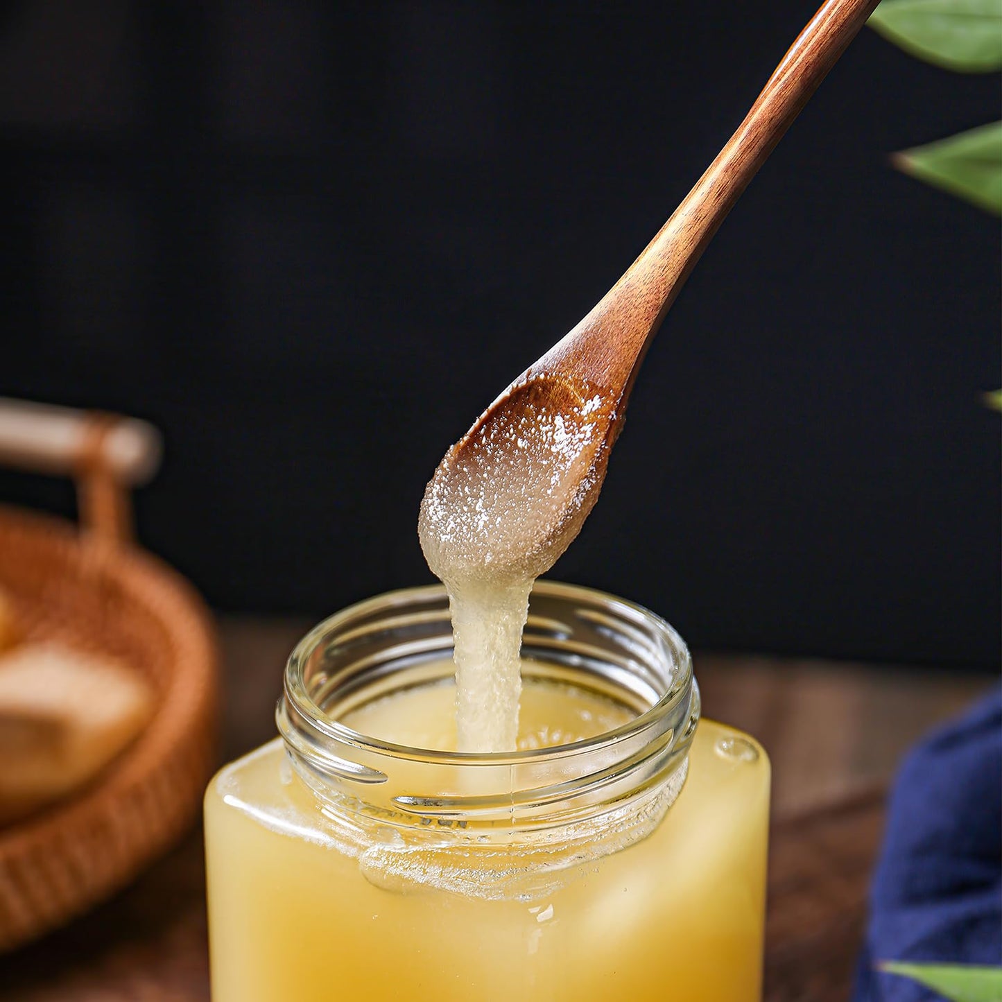 Wooden Long Tea Spoons, AOOSY 9.13 inches 10 Pieces 100% Natural Wood Long Handle Drink Spoons Honey Spoon Cocktail Stirrer Swizzle Sticks