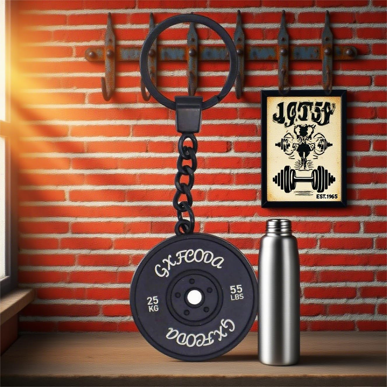 GXFCODA Metal Barbell Weight Plate Gym Keychain, Fitness Weightlifting Gifts for Gym Lovers Men Women Workout Bag Charm (Black)