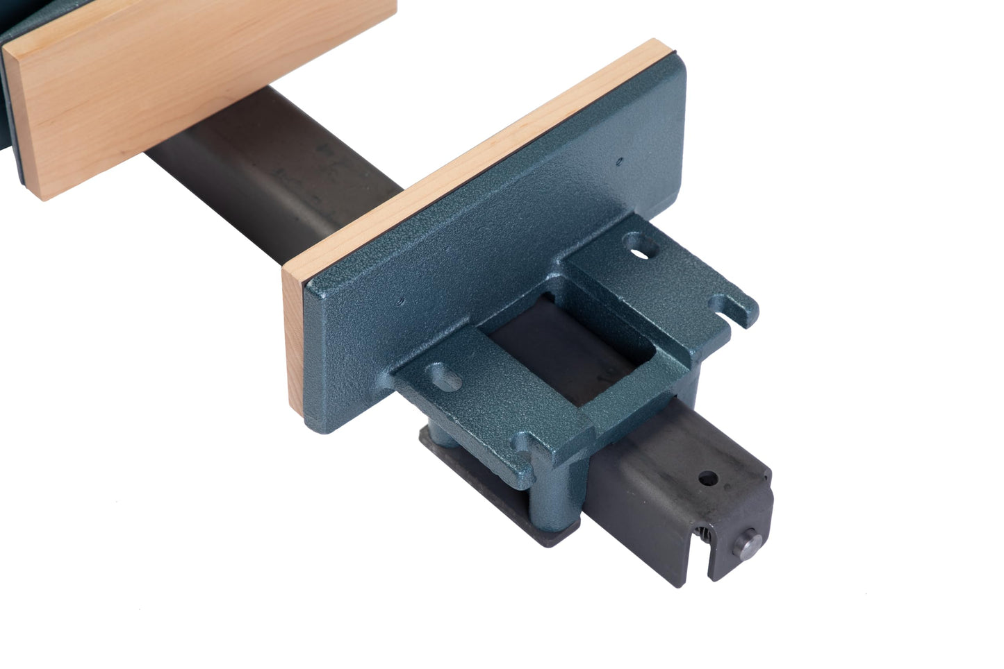 Wilton Woodworking Vise, 4" x 10" Pivot Jaw, 13" Jaw Opening (Model 79A)