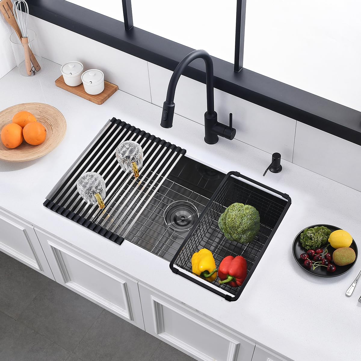 30 Black Stainless Steel Undermount Kitchen Sink, Luckyhorse 30" x 17" x 9" 18 Gauge Gunmetal Black Stainless Steel Undermount Kitchen Sink LH025SQ