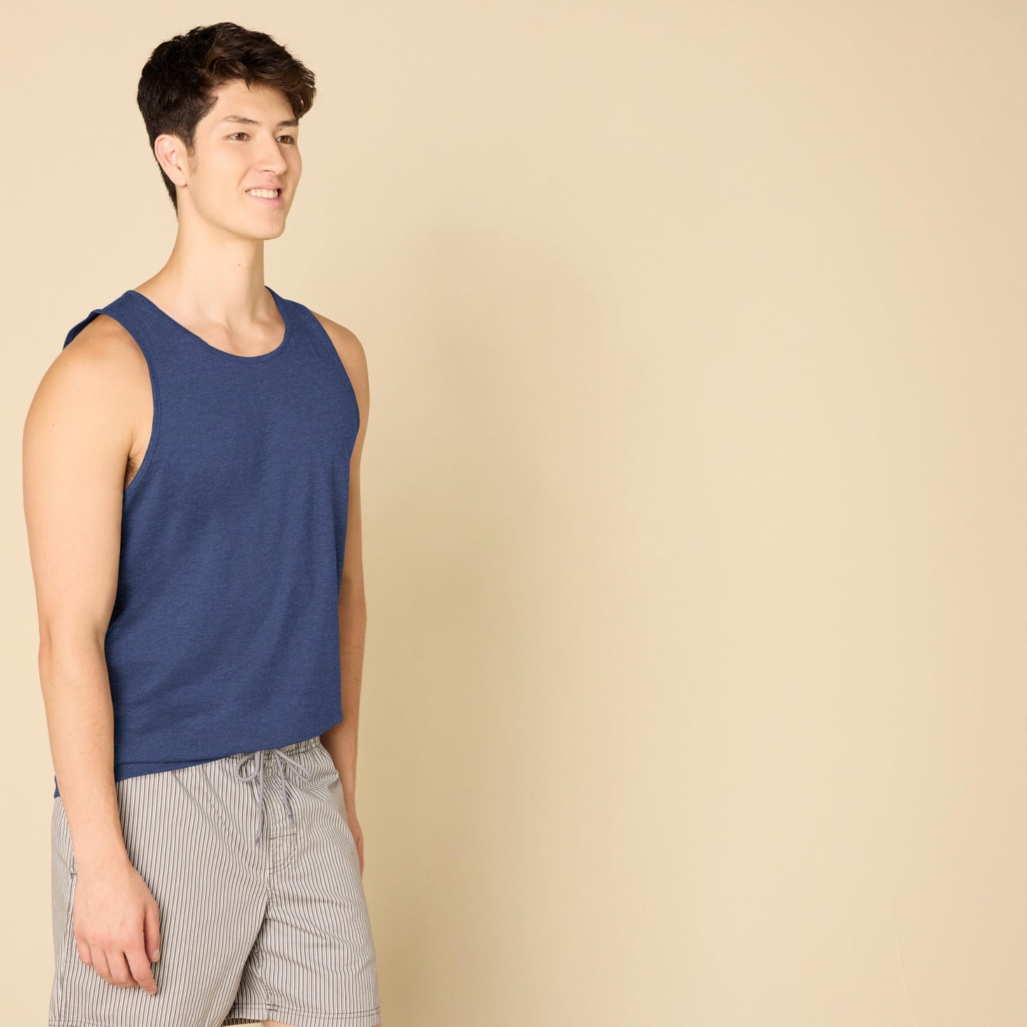 Amazon Essentials Men's Regular-Fit Sleeveless Tank Tops, Blue Heather, Large