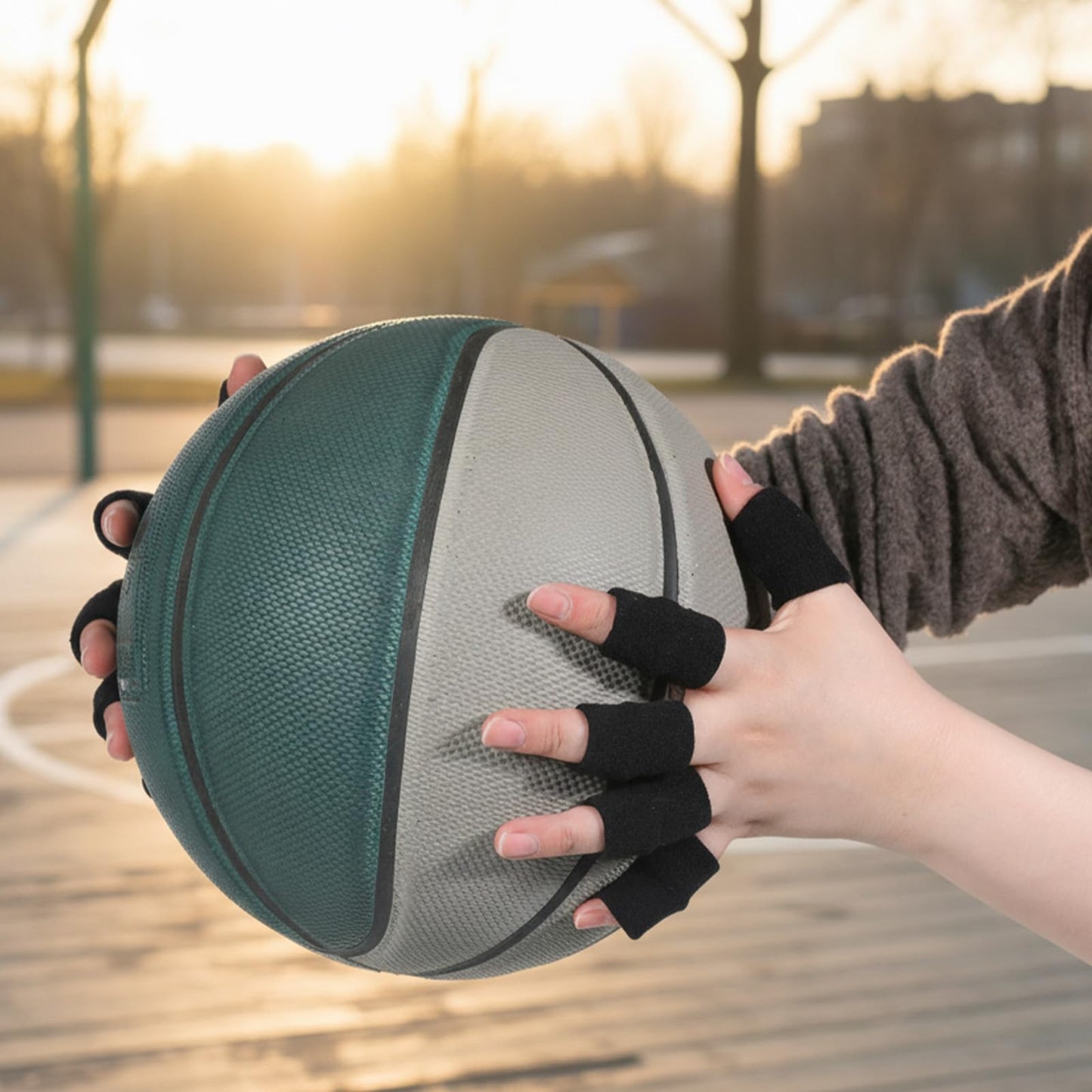 10 Pcs Black Finger Sleeves, Elastic Finger Compression Sleeves, Breathable Fingers Support Brace Thumb Splint for Basketball Volleyball Relieving Pain Arthritis