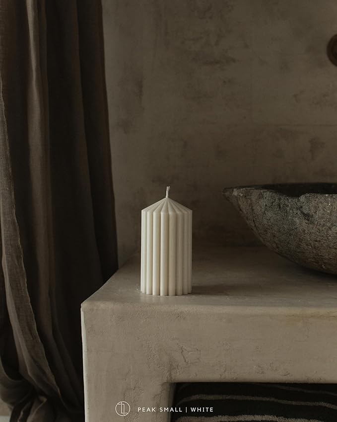 LAWA Ribbed Peak Pillar Candle - Large Beautiful Handmade Pillar Scented Soy Wax Candle Elegant Bubble Aesthetic Candle Housewarming Gift Home Room Shelf Decor Idea White (Small)