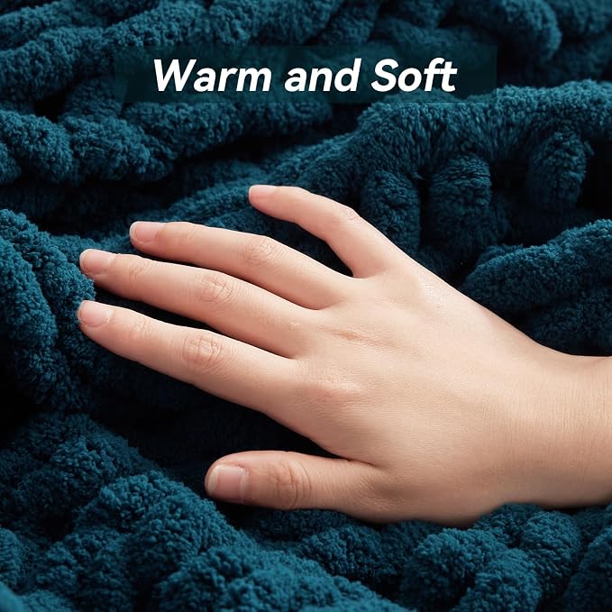 Negwoo Chunky Knit Throw Blanket, 80''*90'' Knitted Throw Chenille Yarn for Bed Couch, Handmade Peacock Blue Crochet Big Thick Blanket, Machine Washable Cute Comfy Blanket for Home Decor