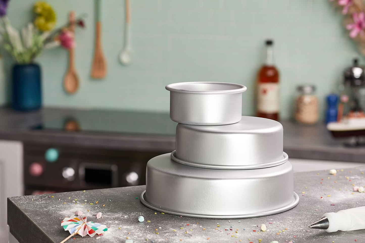 Wilton 3-Piece Aluminum Round Cake Pan Set - Durable, Even Heating Bakeware for Tiered Cakes | 4, 6, 8 Inch