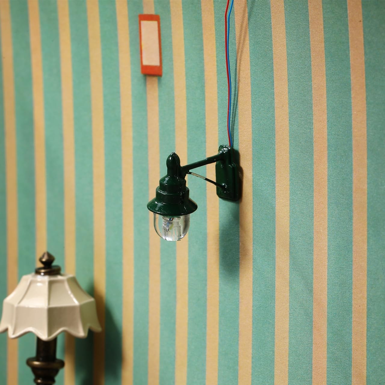 Uonlytech Miniature Wall Lamp - Realistic Table Lamp Decoration for Dollhouse & Garden | Set of 4