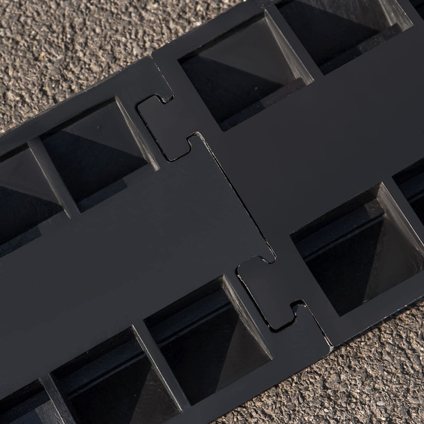 CXRCY Cable Ramp 2 Channel 7 Pack