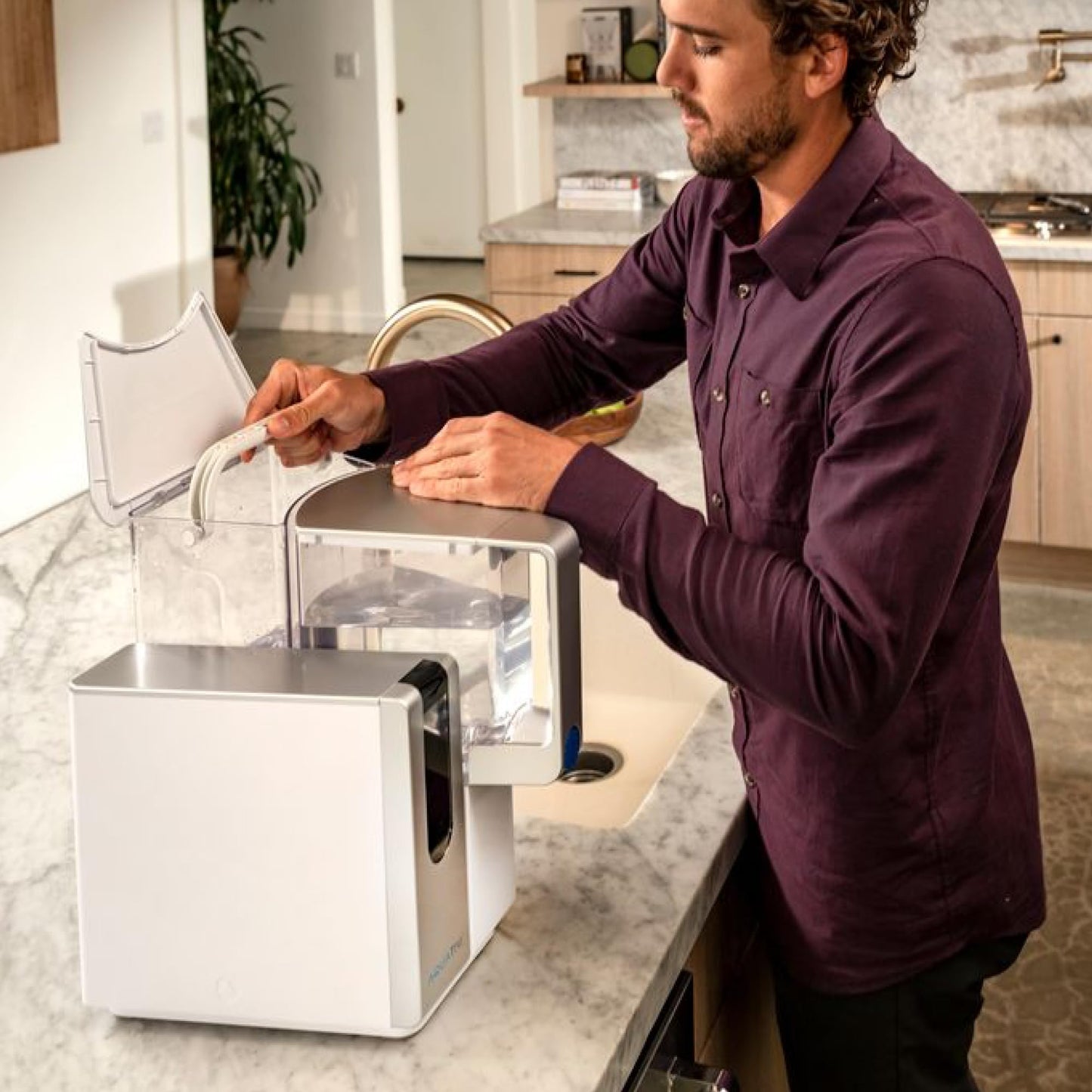 AquaTru Classic Countertop Water Purifier | Certified 4-Stage Reverse Osmosis System Removes 84 Contaminants Including Forever Chemicals, Lead, Fluoride & Microplastics | No Plumbing Required