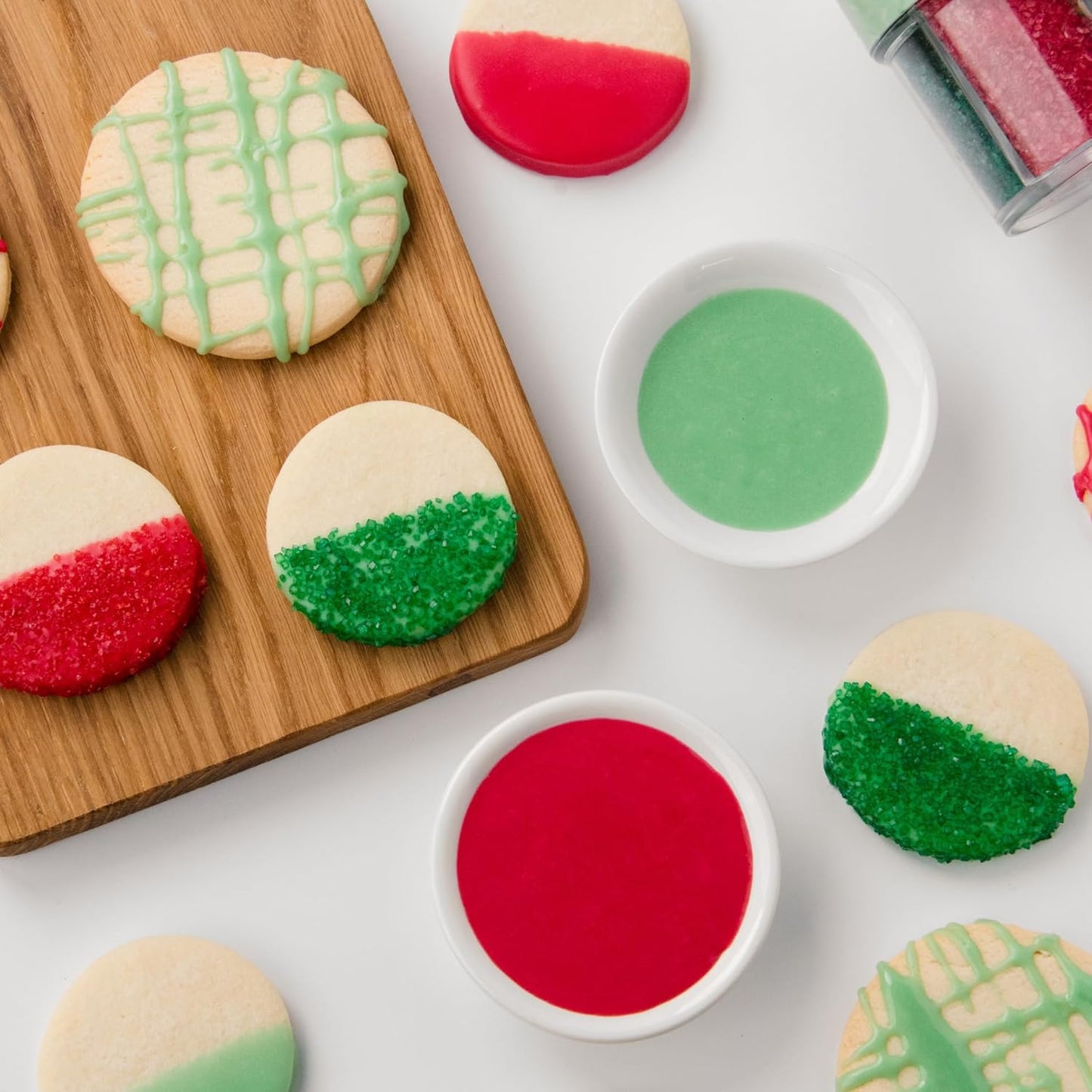 Skiennix Dye Free Christmas Food Coloring Set - 3 Natural Colors (Berry Kiss Red, Leaf Green, Winter Blue) | Perfect for Baking, Frosting & Desserts