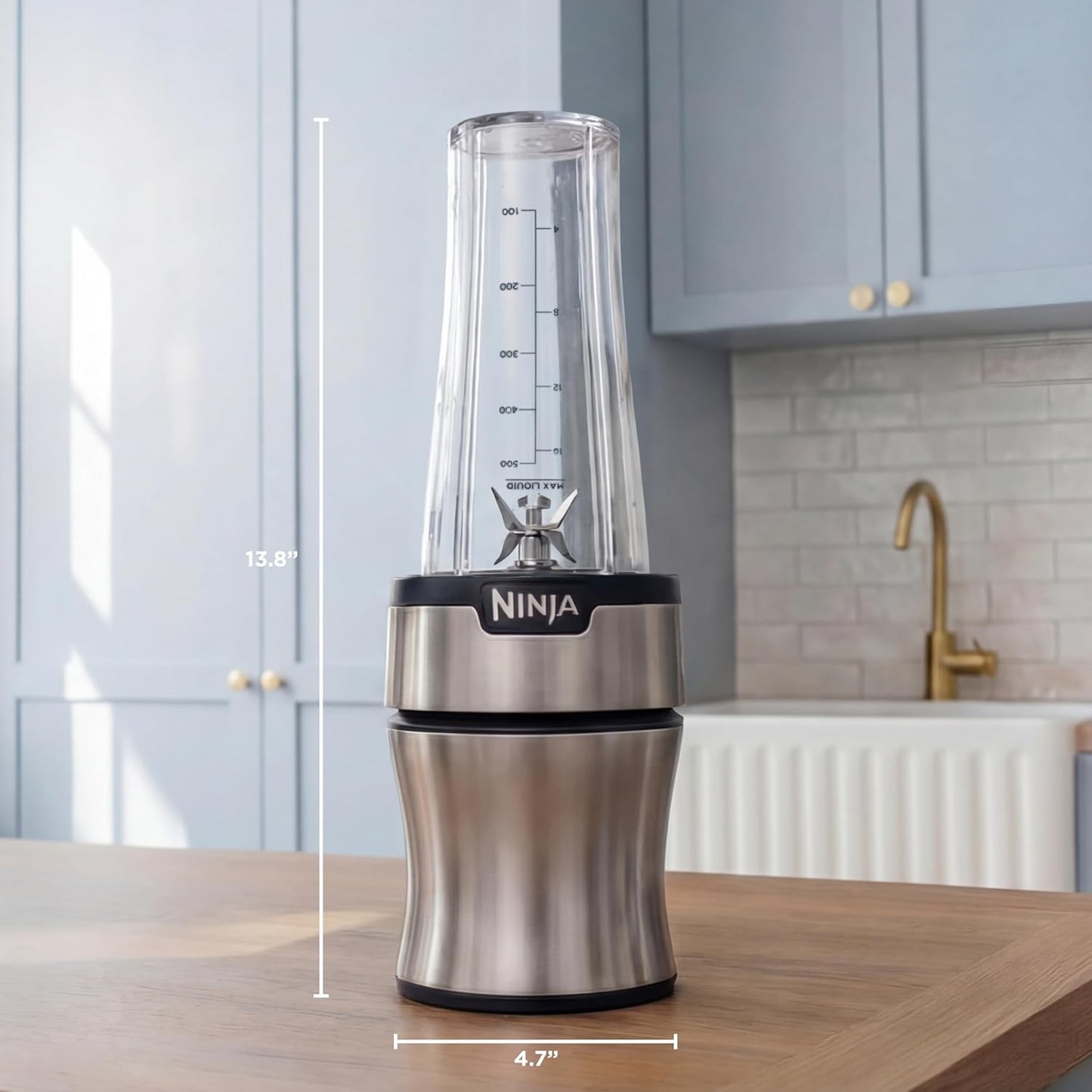 Ninja Nutri-Plus Personal Blender - Compact Push-To-Blend for Smoothies & Frozen Drinks | 900W | Silver | Includes 3 To-Go Cups & Lids