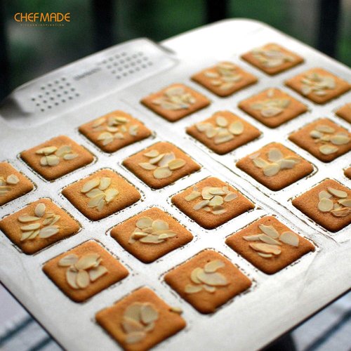 CHEFMADE Non-Stick Cookie Sheet Pan - One-Handed Gripping Bakeware, 12-Inch | Champagne Gold