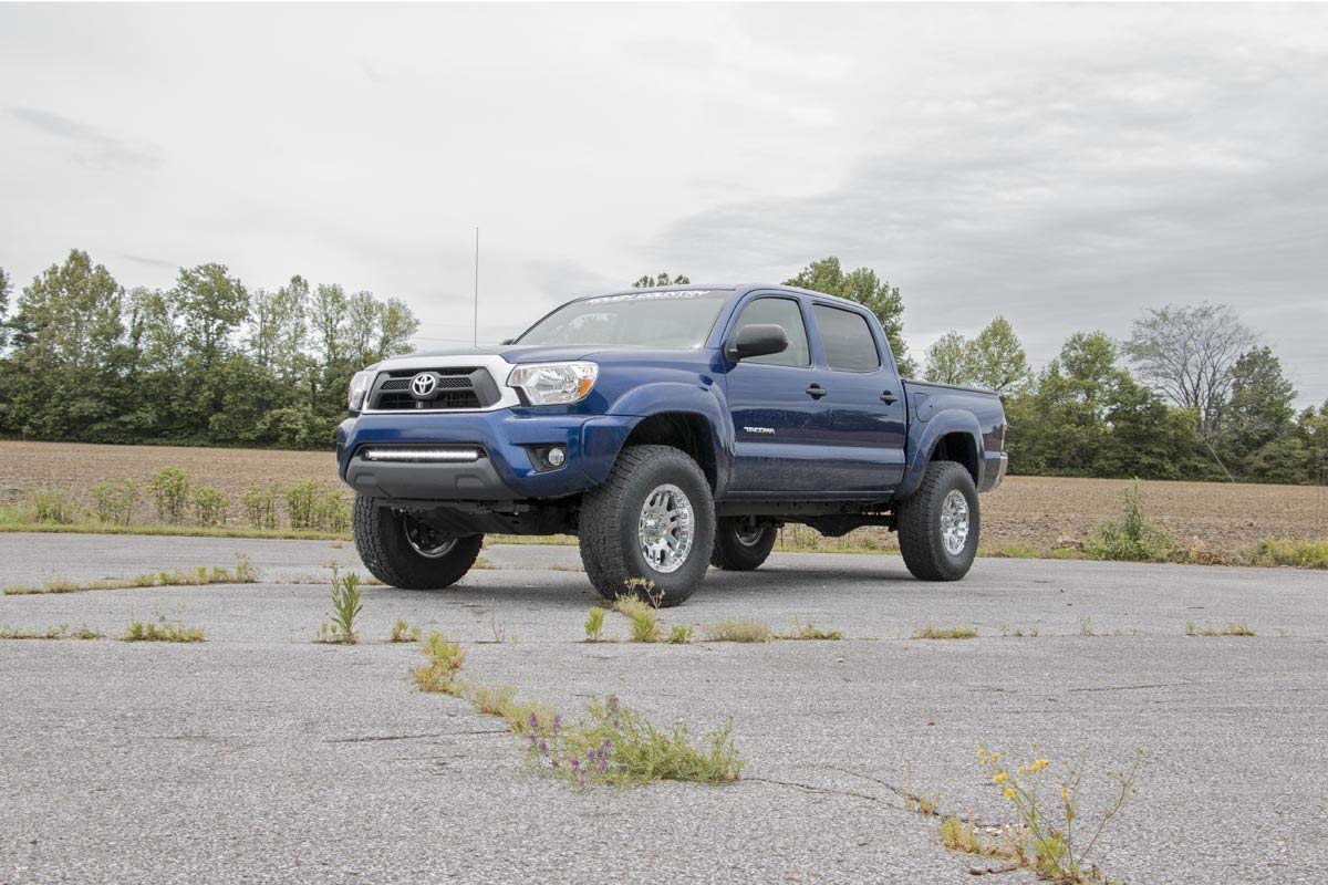 Rough Country 3" Lift Kit w/N3 Shocks for 2005-2023 Toyota Tacoma - 74530RED