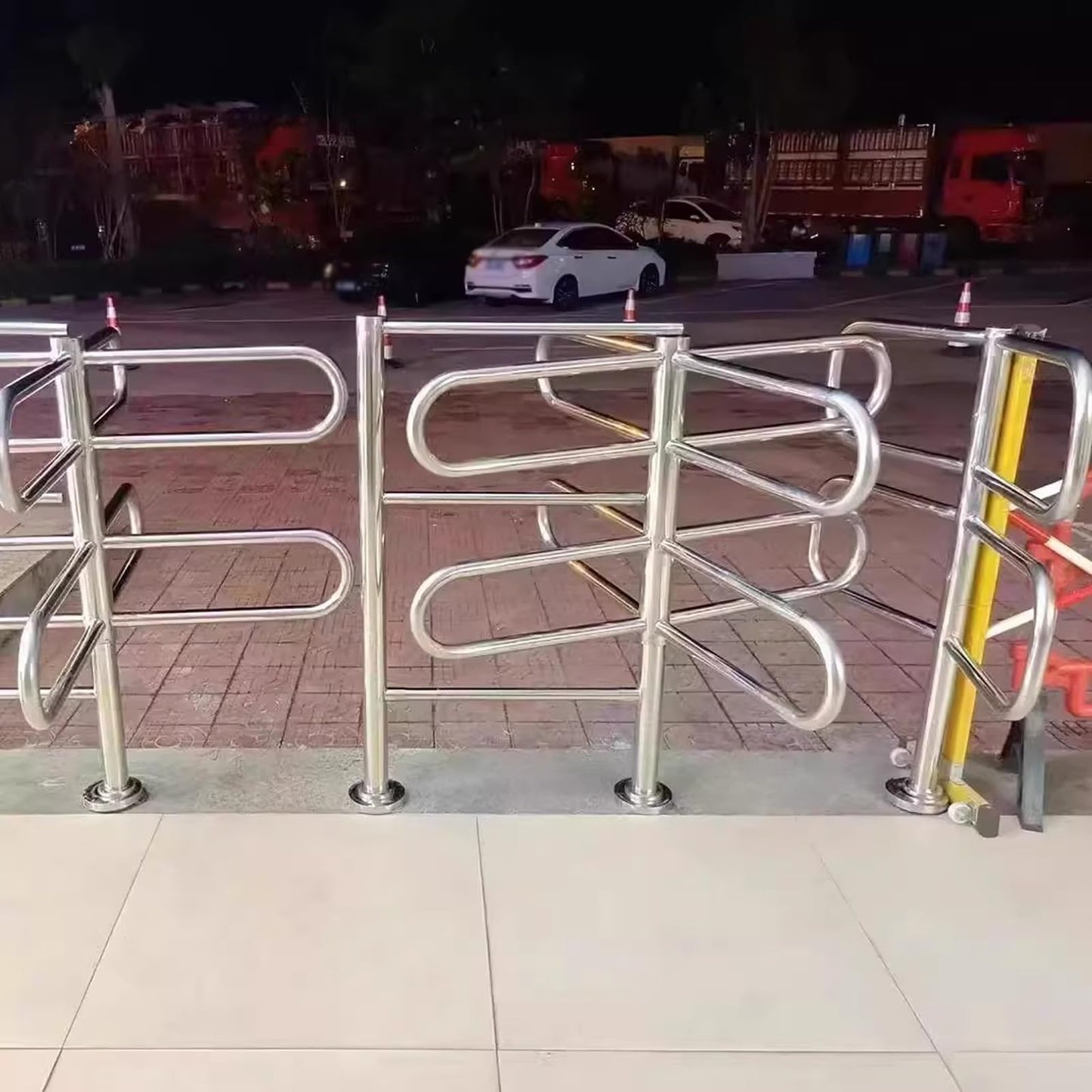 Manual Swing Gate, One-Way Push-in Rotating Barrier for Entrance Control in Supermarkets and Factories