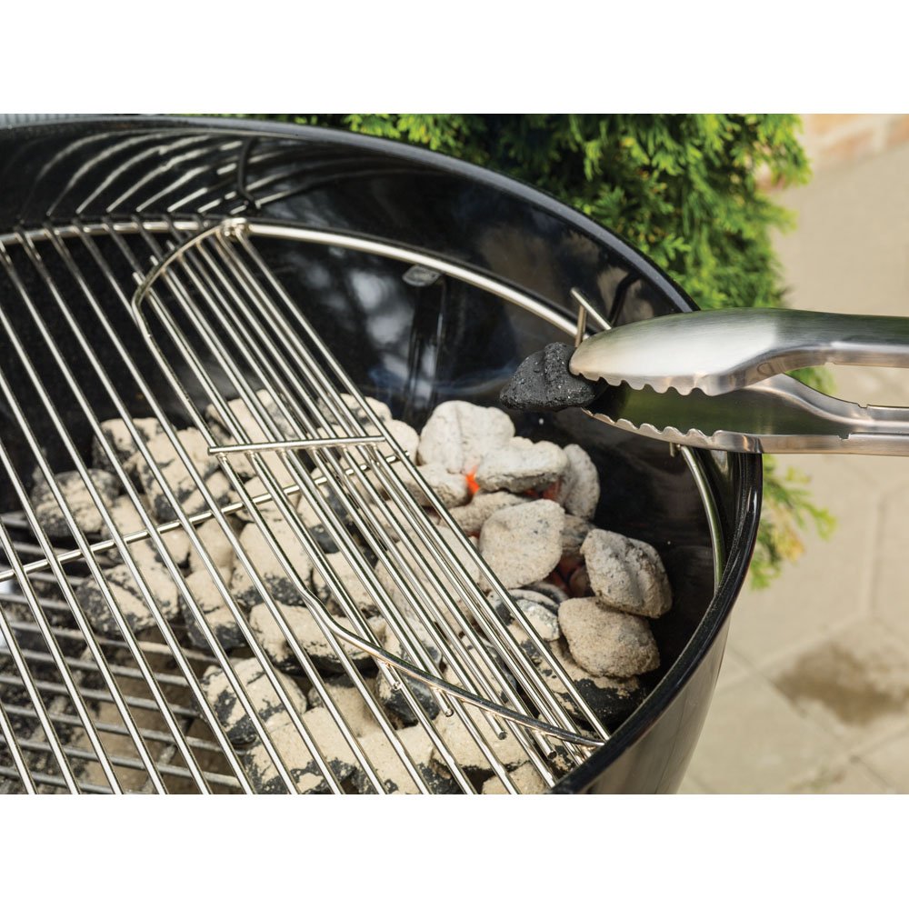 Weber Original Kettle Premium Charcoal Grill, 22-Inch, Black – Outdoor BBQ Grill with Built‑In Thermometer, Heat Control Dampers & One‑Touch™ Cleaning System