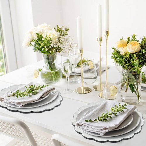 Gandeer 4 Pcs Scalloped Capiz Shell Placemats - 15'' Ivory Capiz Shell Placemats Wavy Decorative Table Mats for Holiday Dinner Party Table Decoration, Washable