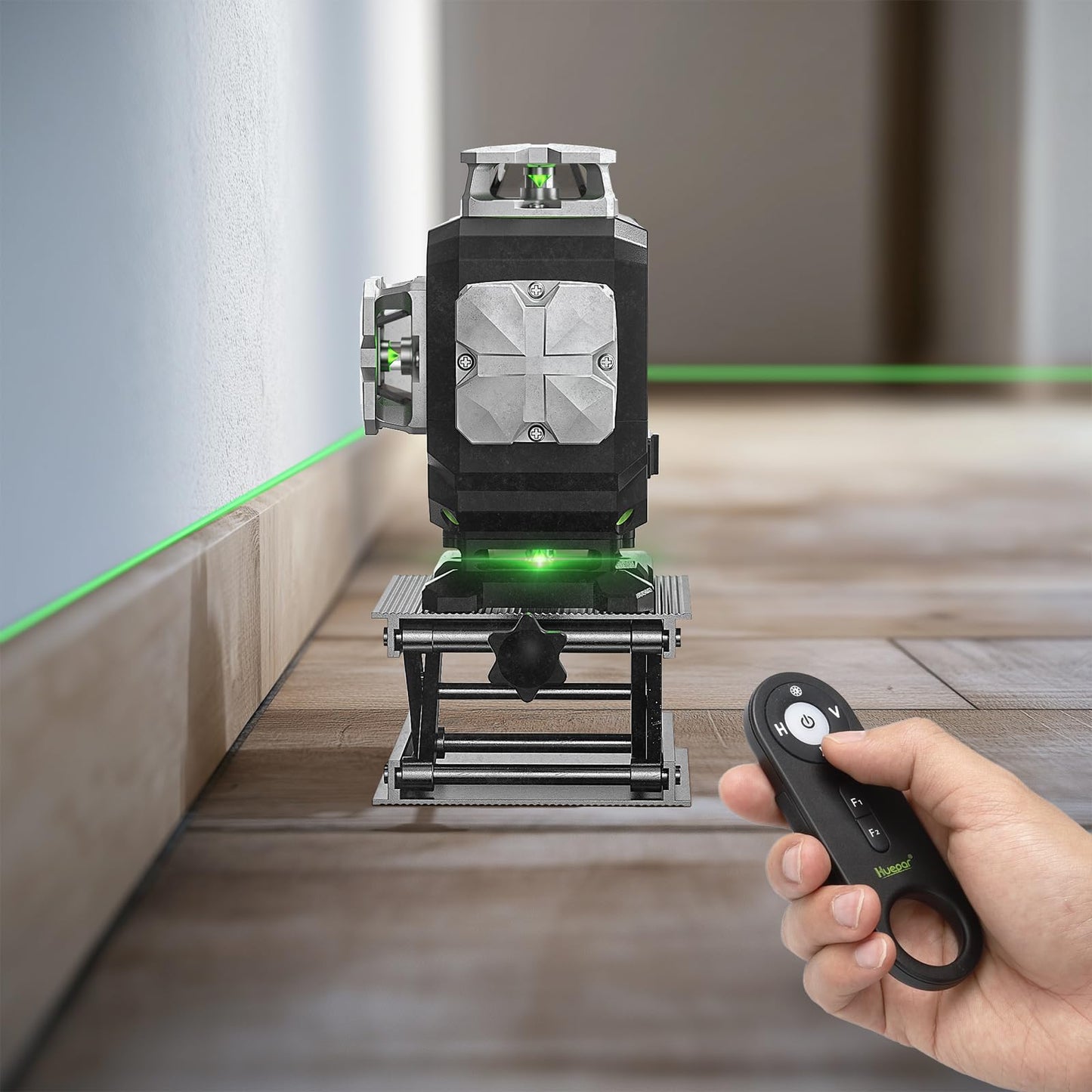 Huepar Laser Level 360 Self Leveling, 4x360° Green 4D Cross Line Laser with LCD Screen, Bluetooth Outdoor Pulse Mode Laser Tool for Construction -Remote Control, Rechargeable or 4 AA Batteries-S04CG